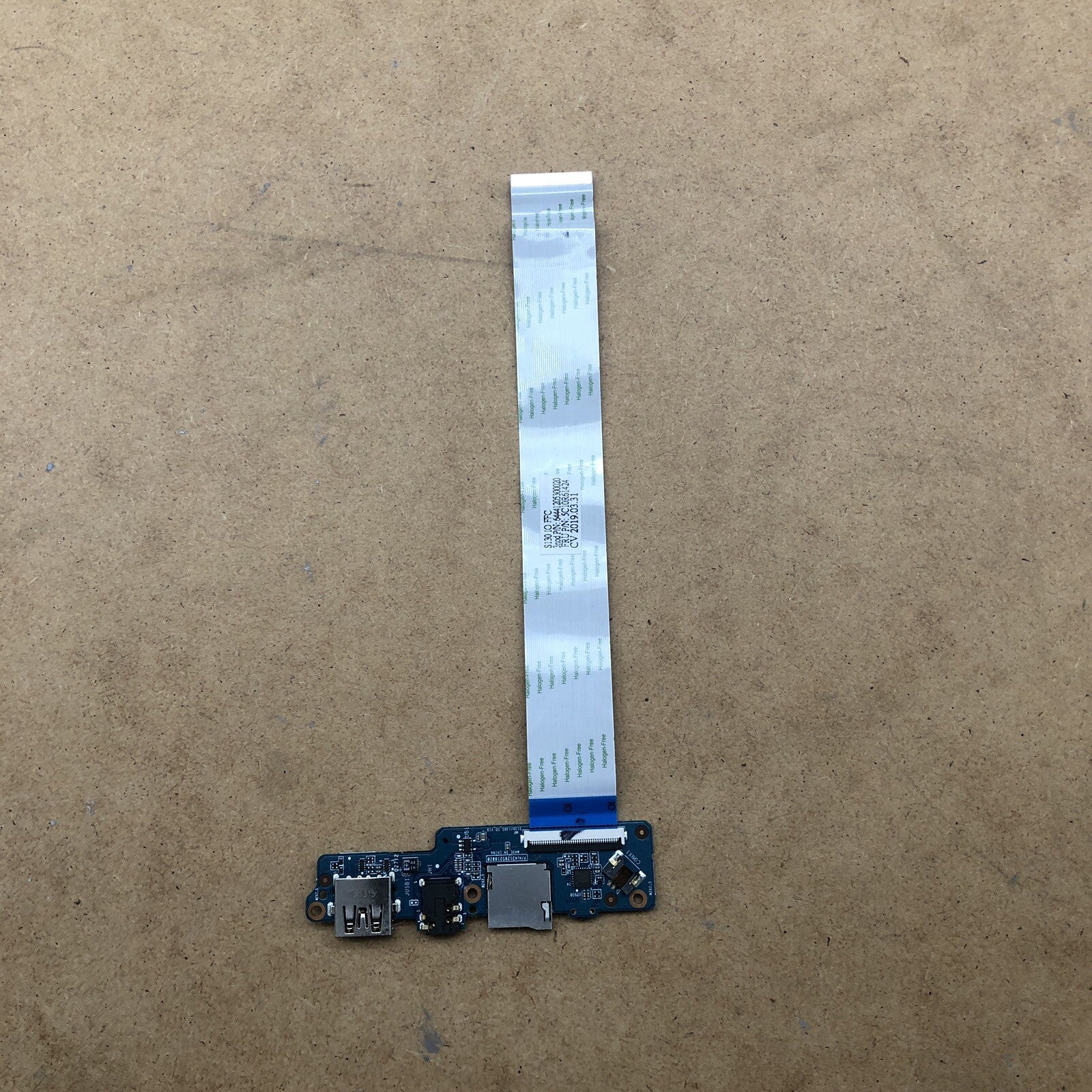 Connecteur USB/Jack - Lenovo Ideapad S130-14IGM