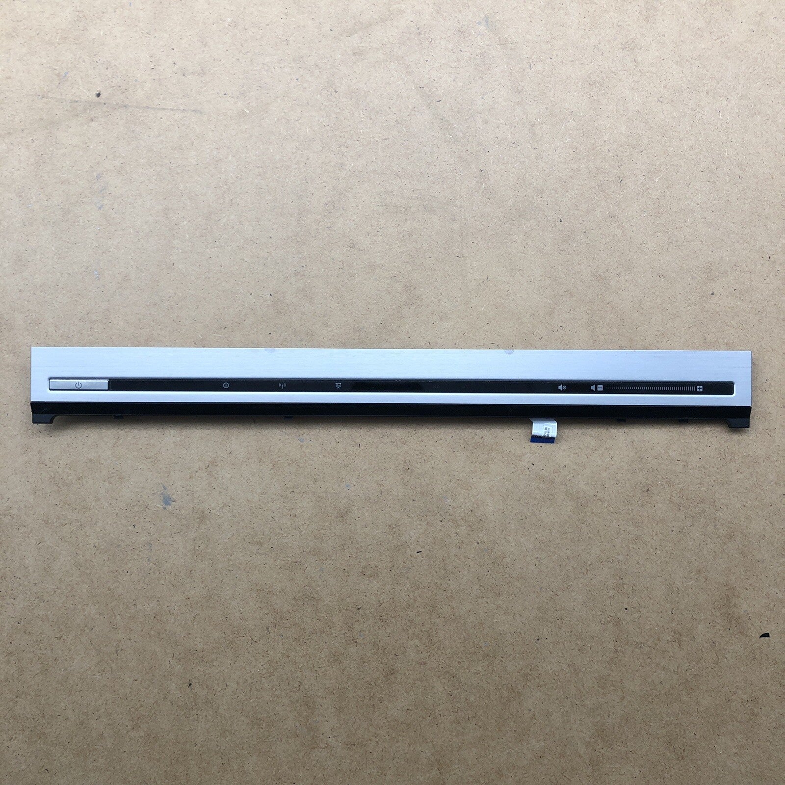 Plasturgie bouton power - HP Elitebook 6930p