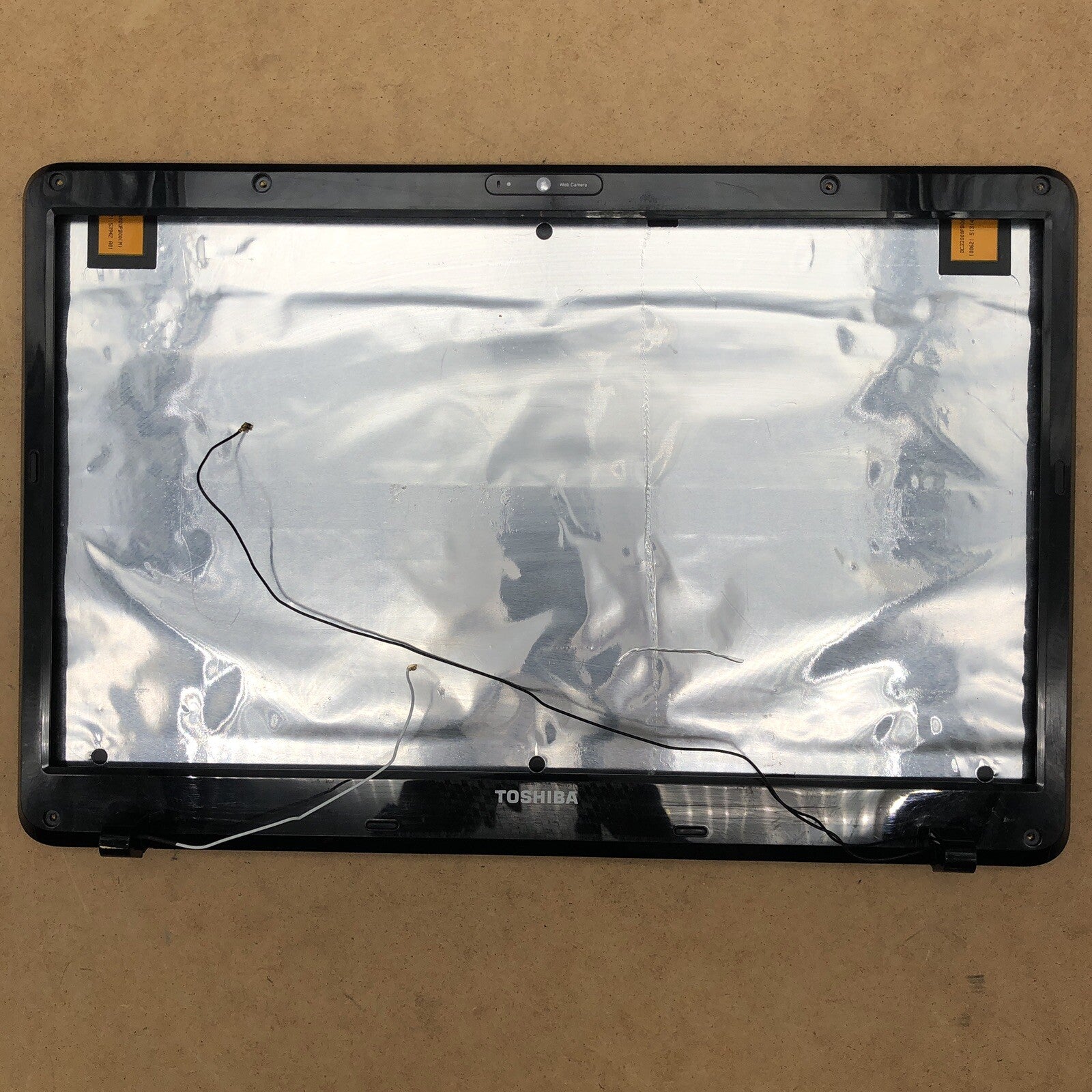 Capot - Toshiba Satellite L670-17E