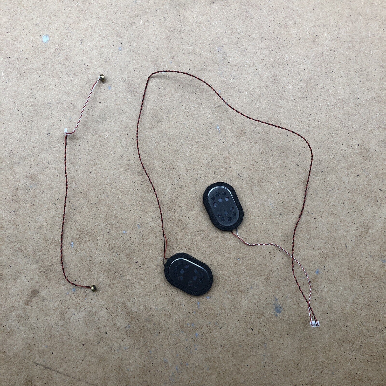 Enceintes + micro - Thomson N14c4wh64