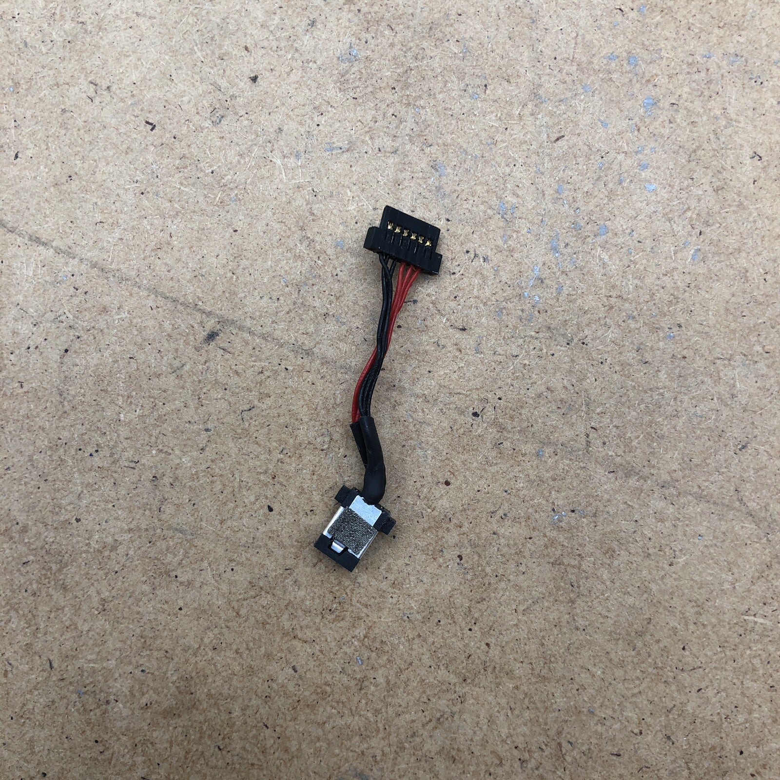 Connecteur de charge - Toshiba DYNABOOK