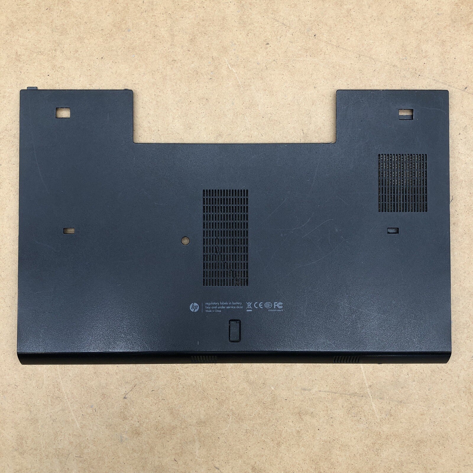 Plasturgie - capot de service - HP Probook 6570B