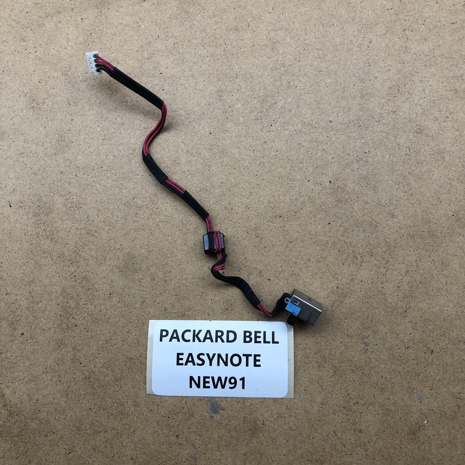 Connecteur e charge - Packard Bell Easynote New91