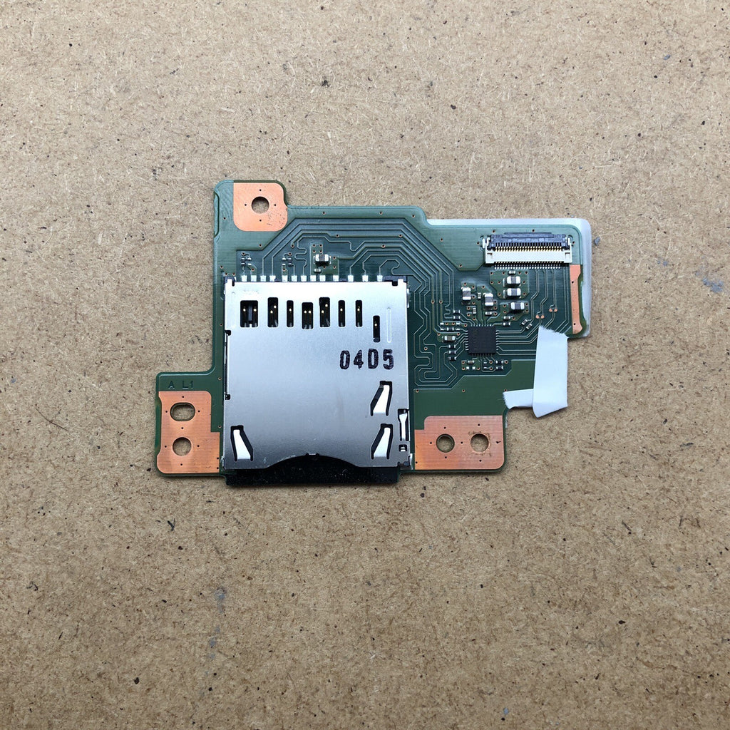 Lot lecteur de cartes SD/SIM etc.. - Toshiba PORTEGE R30-A19L