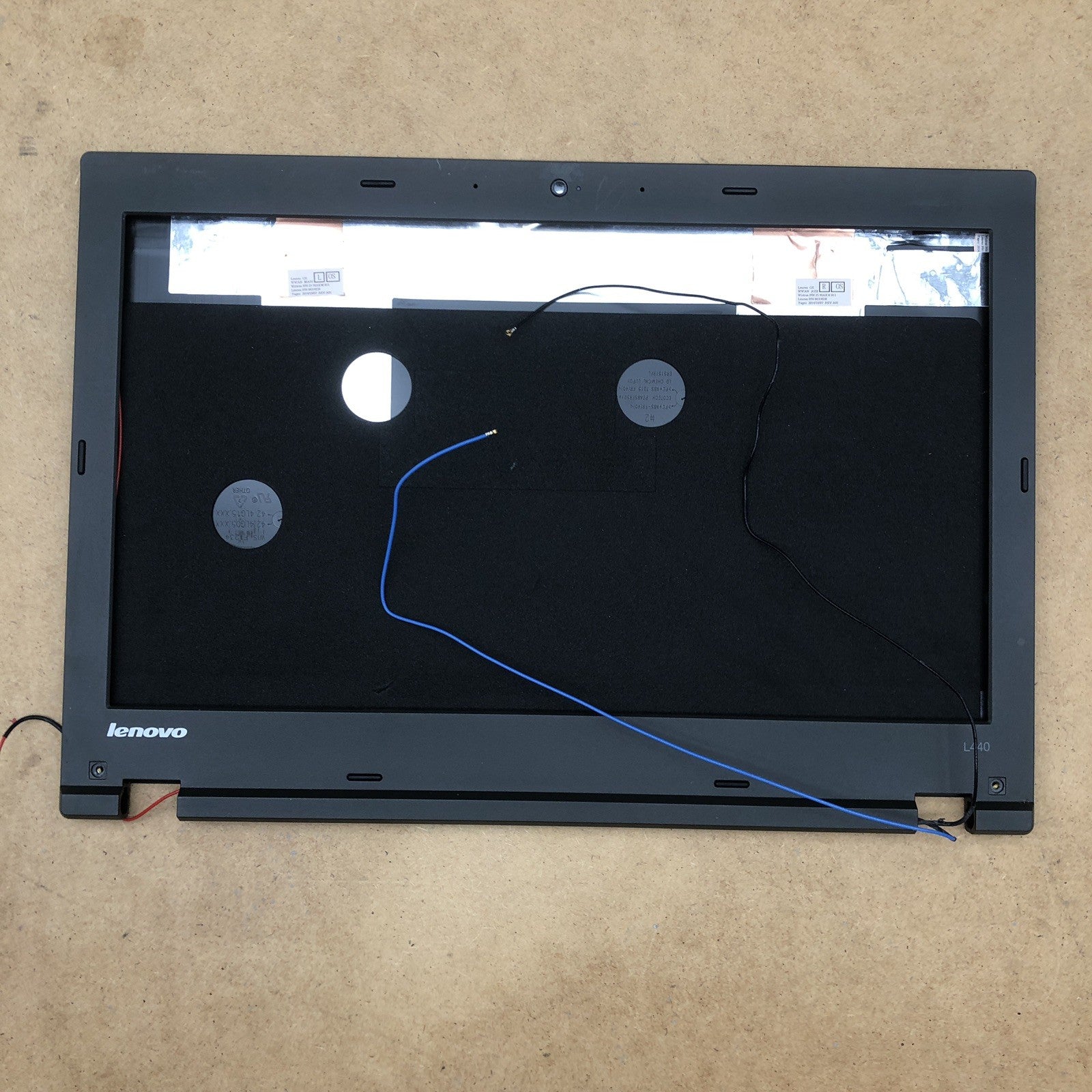 Capot  - Lenovo L440 (2)