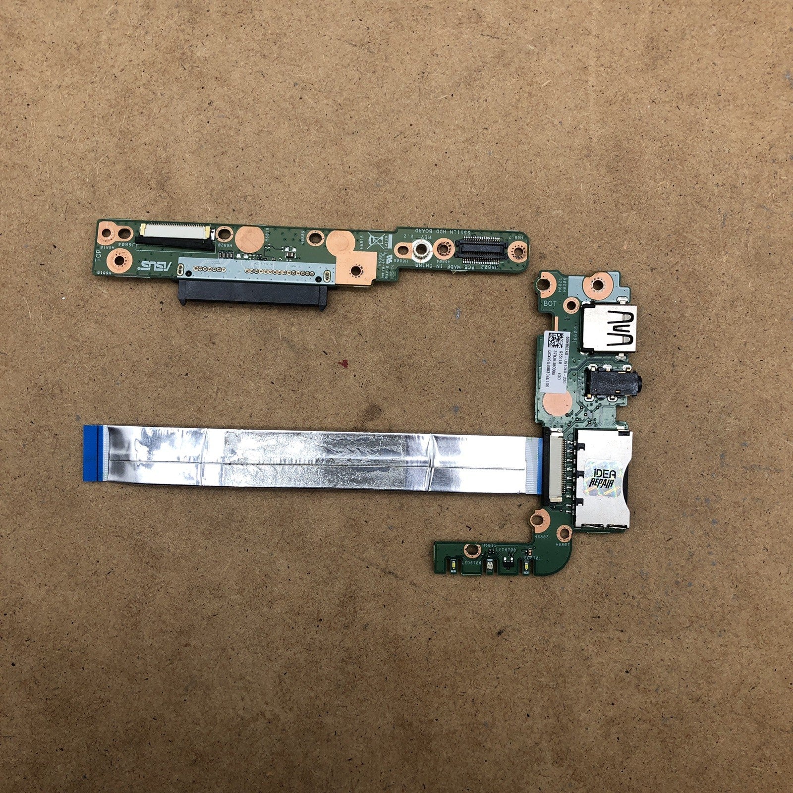 Connecteurs - Asus S551