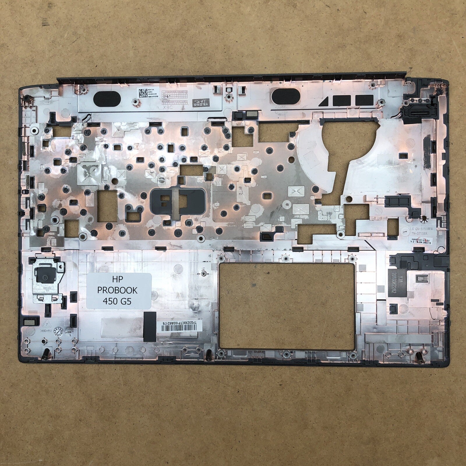 Plasturgie dessus - HP Probook 450G5