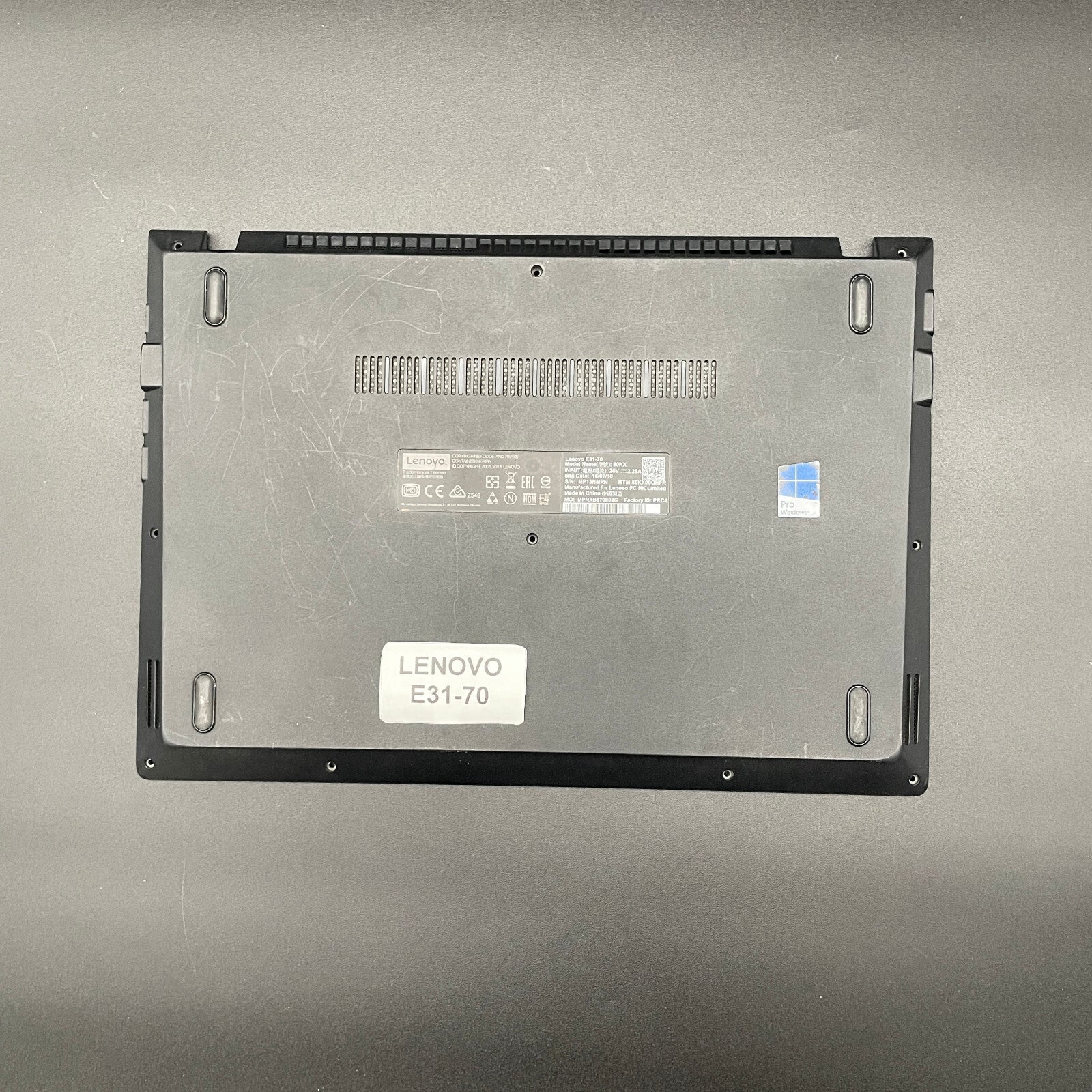 Plasturgie Basse dessous - Lenovo E31-70