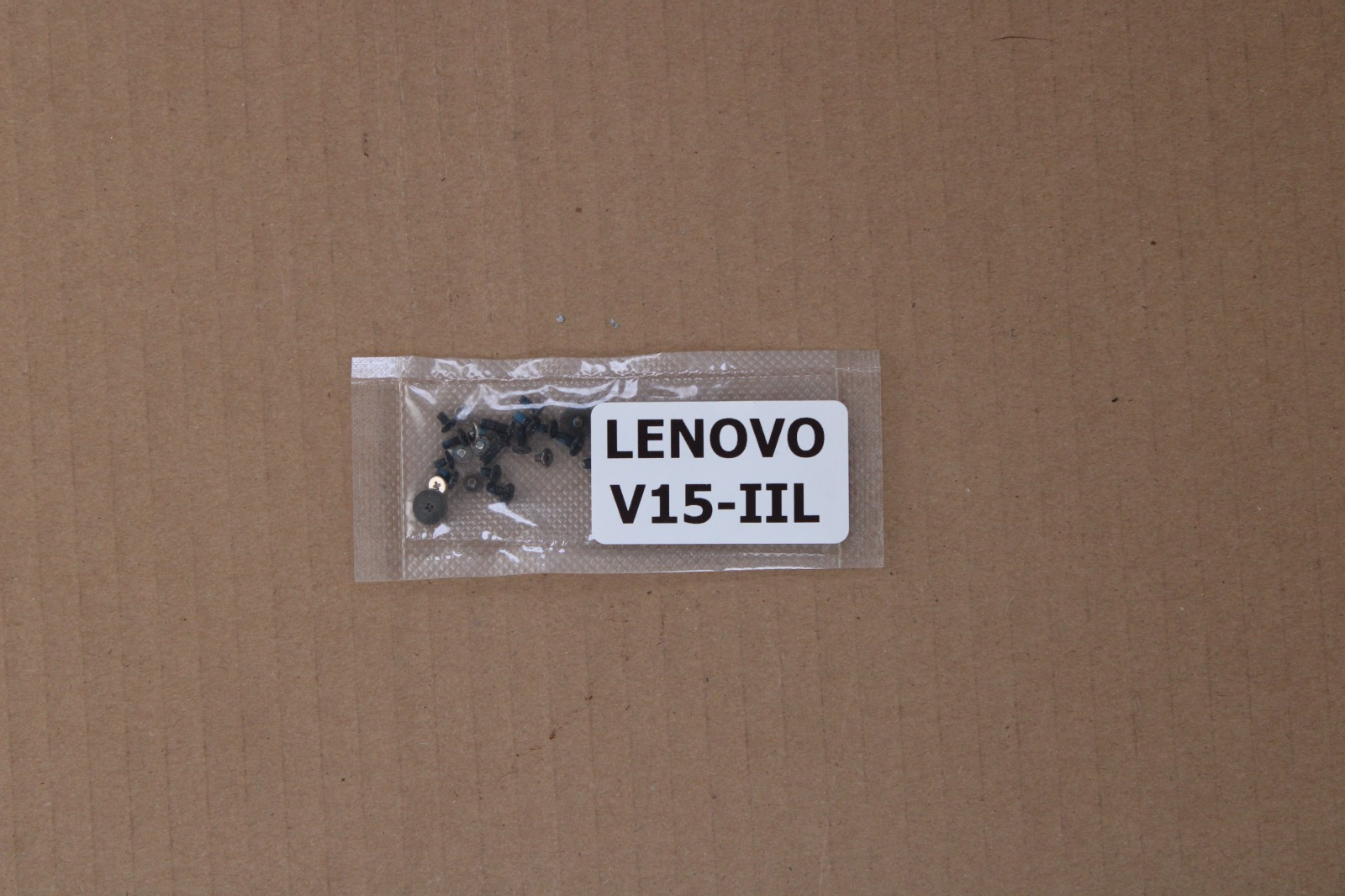 Visserie - Lenovo V15-IIL