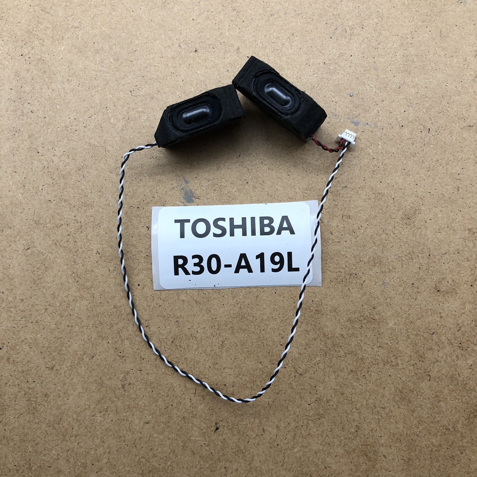 Enceintes - Toshiba PORTEGE R30-A19L