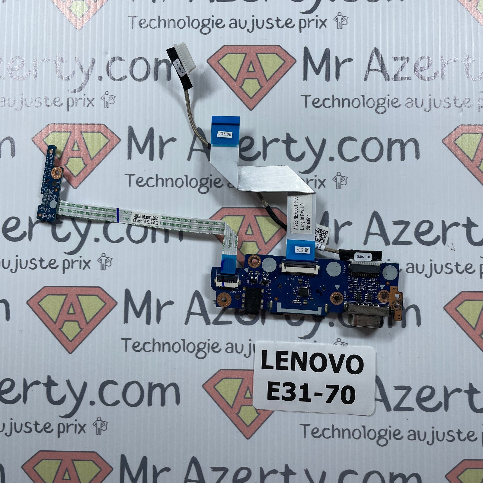 Nappe/connecteur SATA-USB-CARTE - Lenovo E31-70