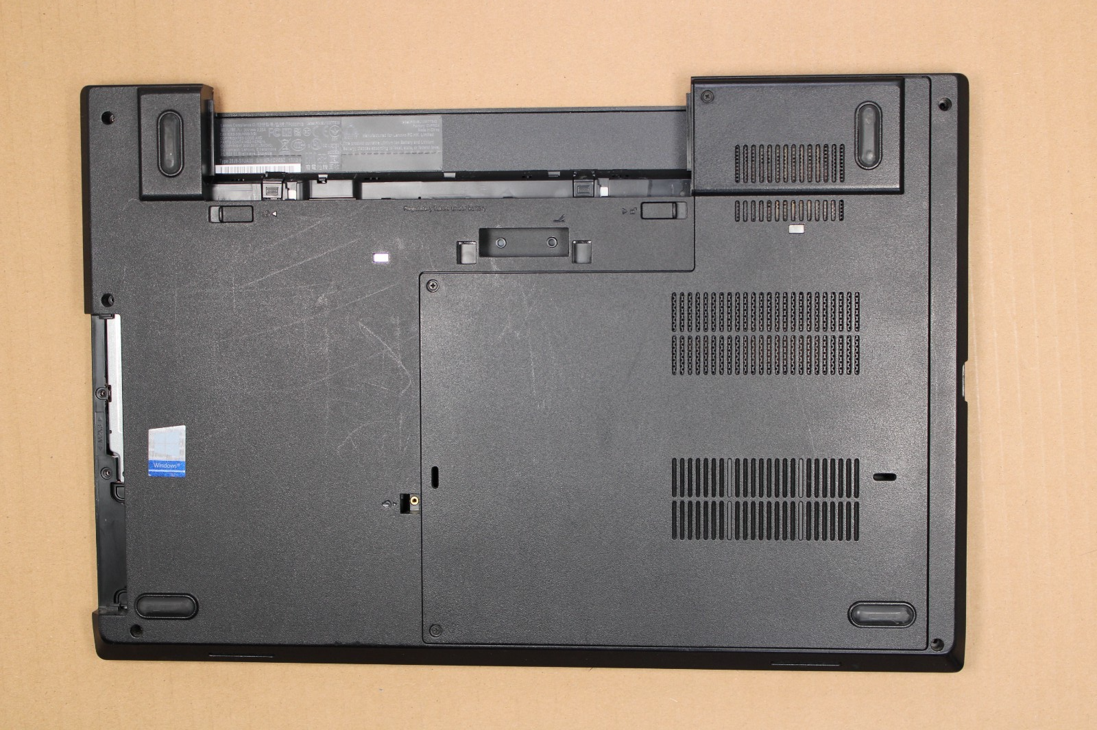 Plasturgie - Lenovo L570 (2)