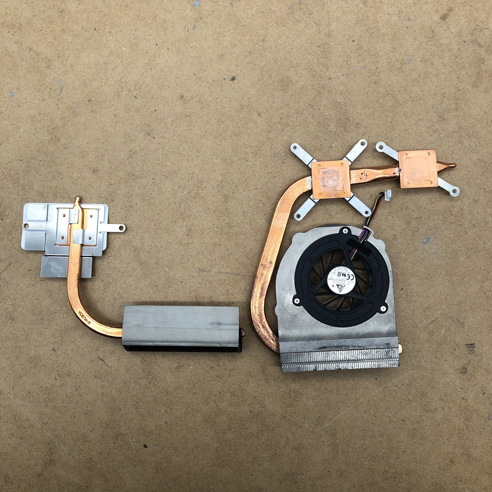 Ventilateur avec dissipateurs - Asus X57V