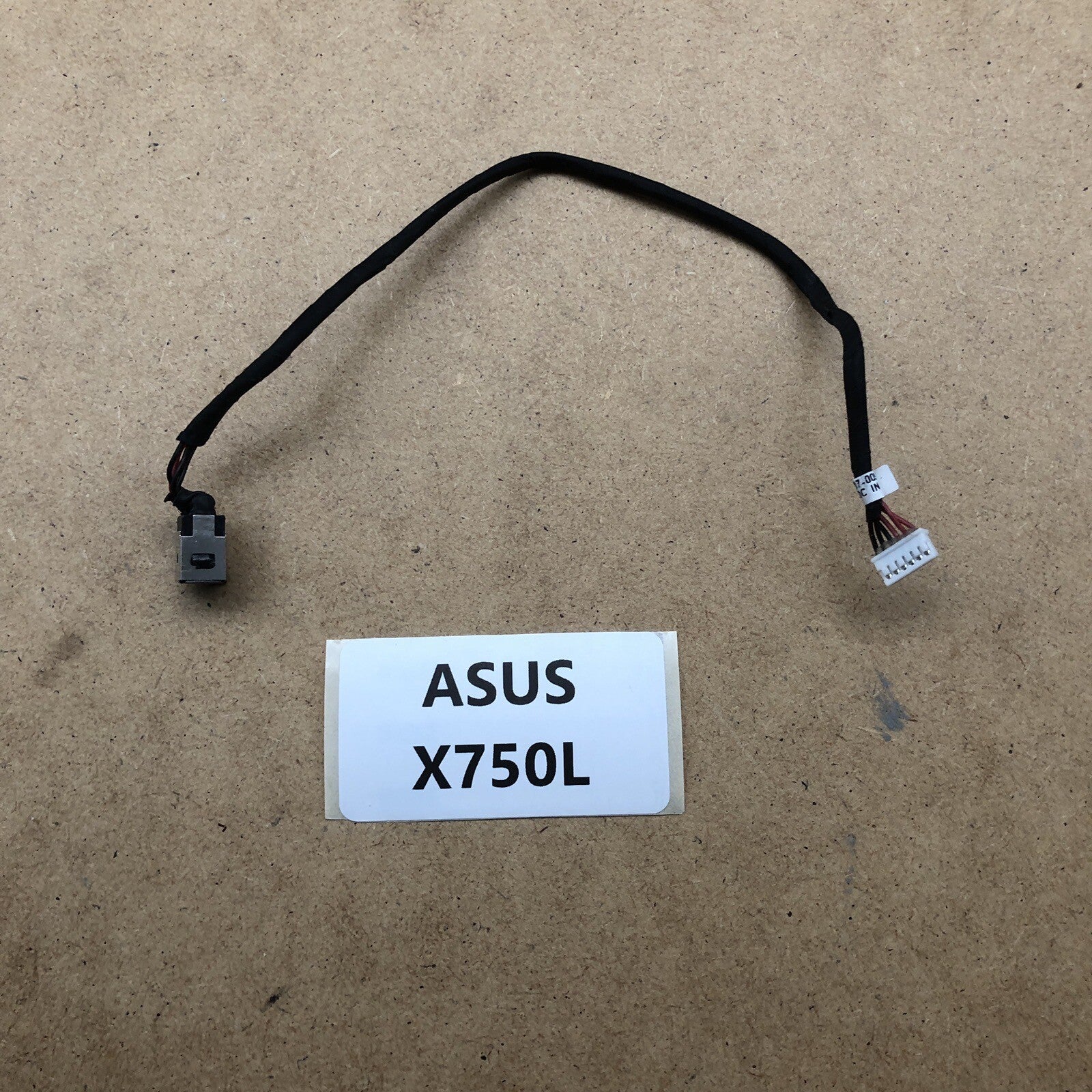 Connecteur de charge - Asus X750L