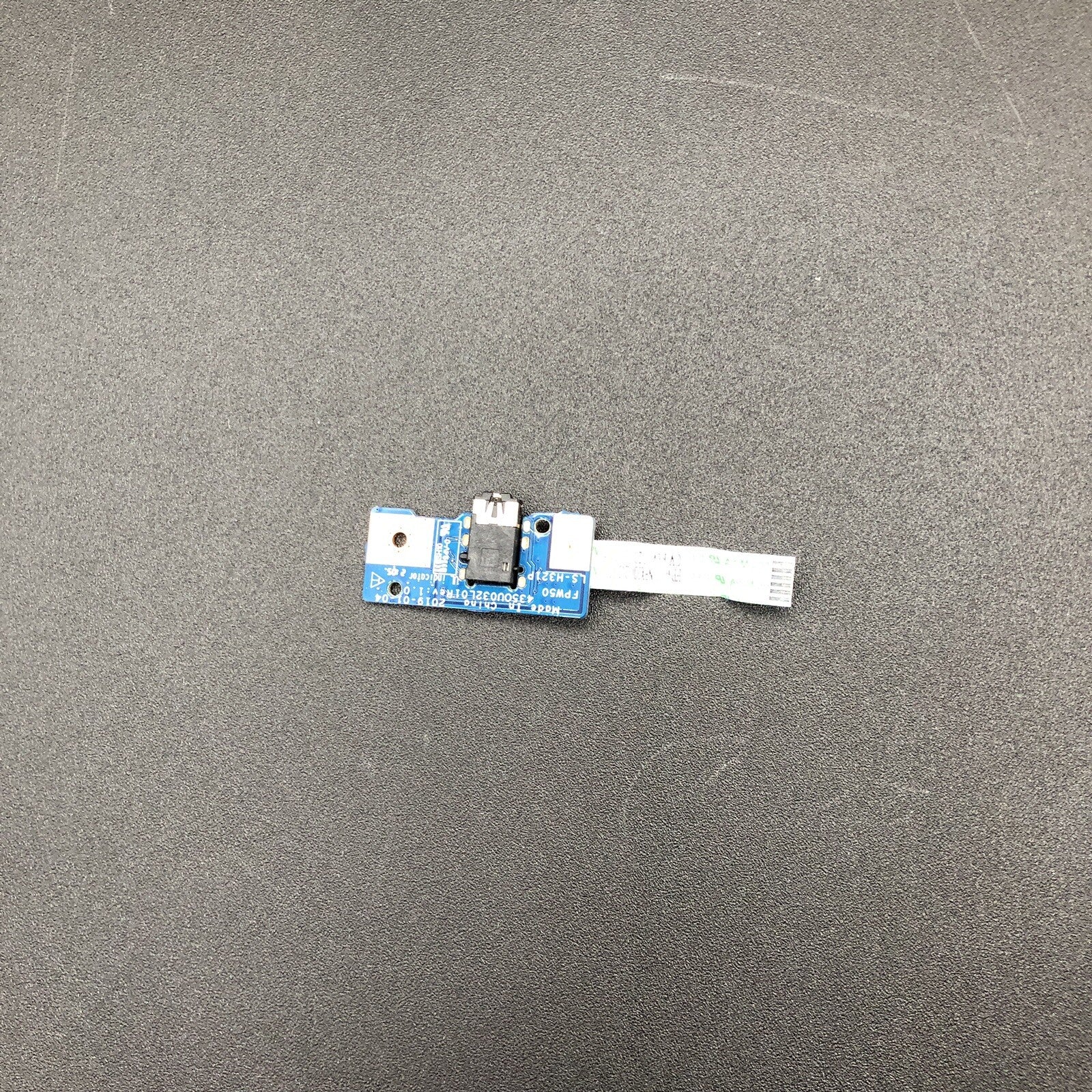 Connecteur audio/jack  - HP 250G8