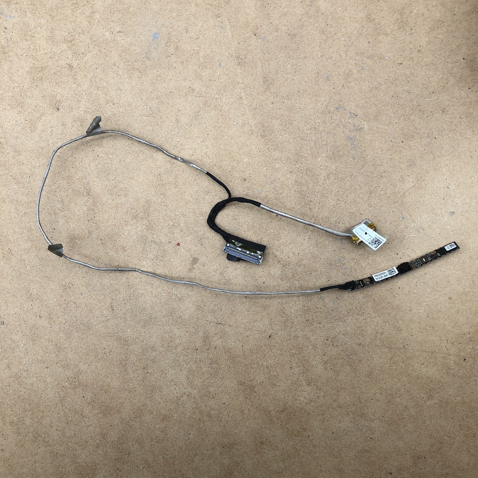 Connecteur d'écran avec webcam - Asus S551