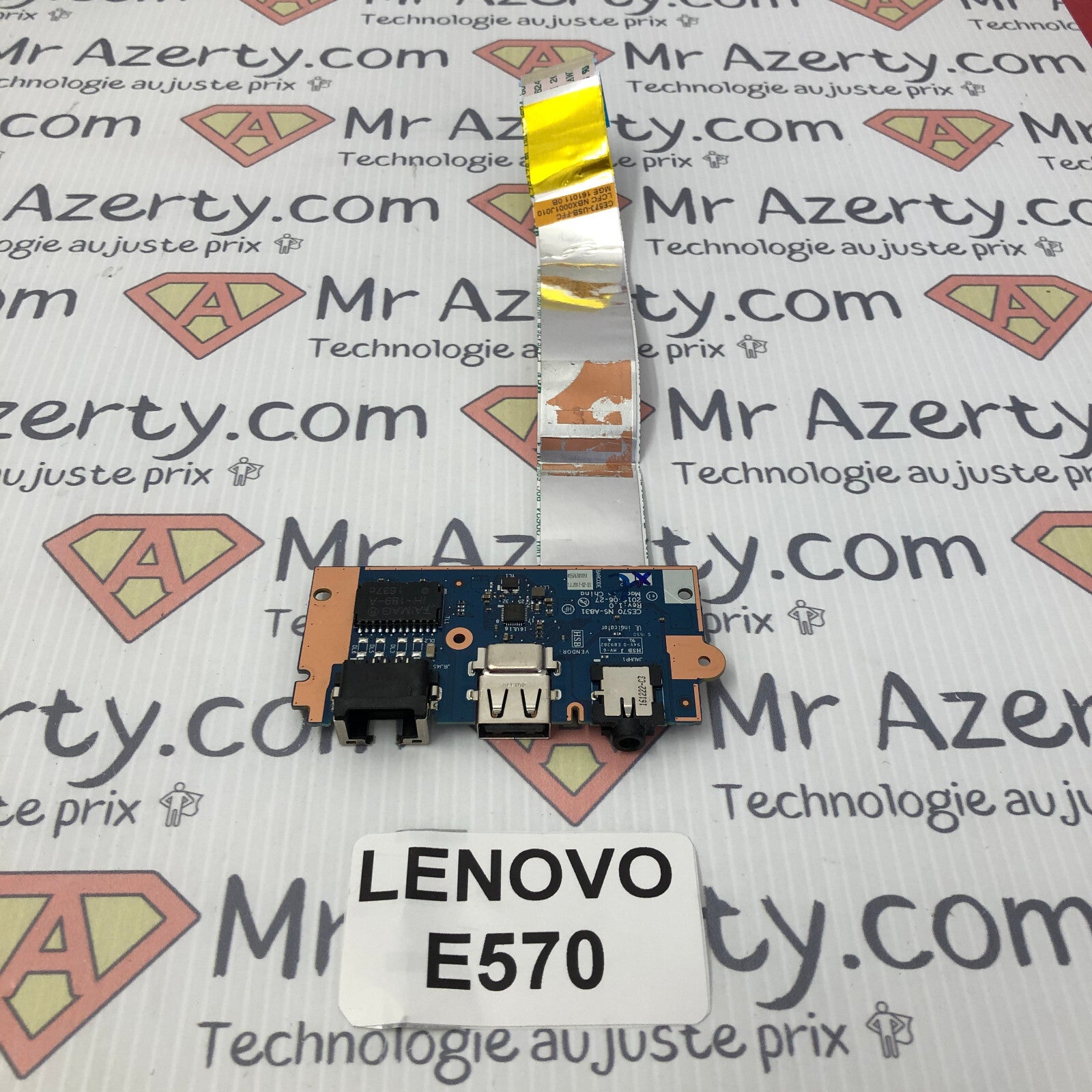 Lot nappes et cartes USB - Lenovo E570