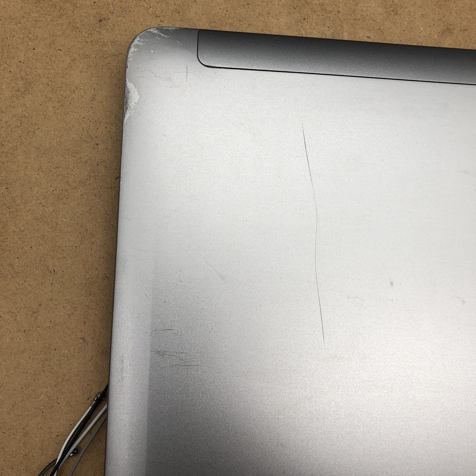 Capot - Dell Latitude  E6540