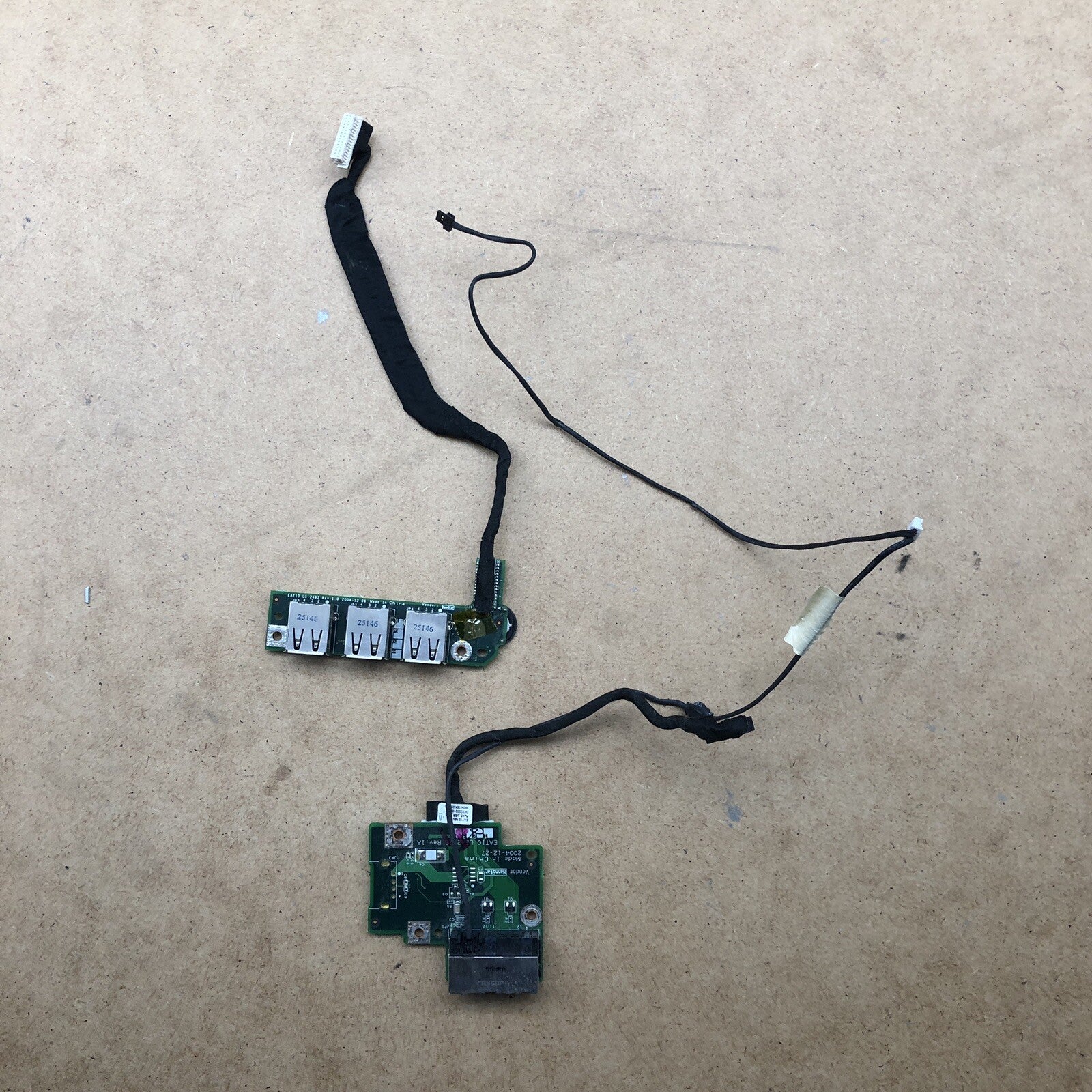 Connecteur USB/Ethernet - Toshiba Tecra A3