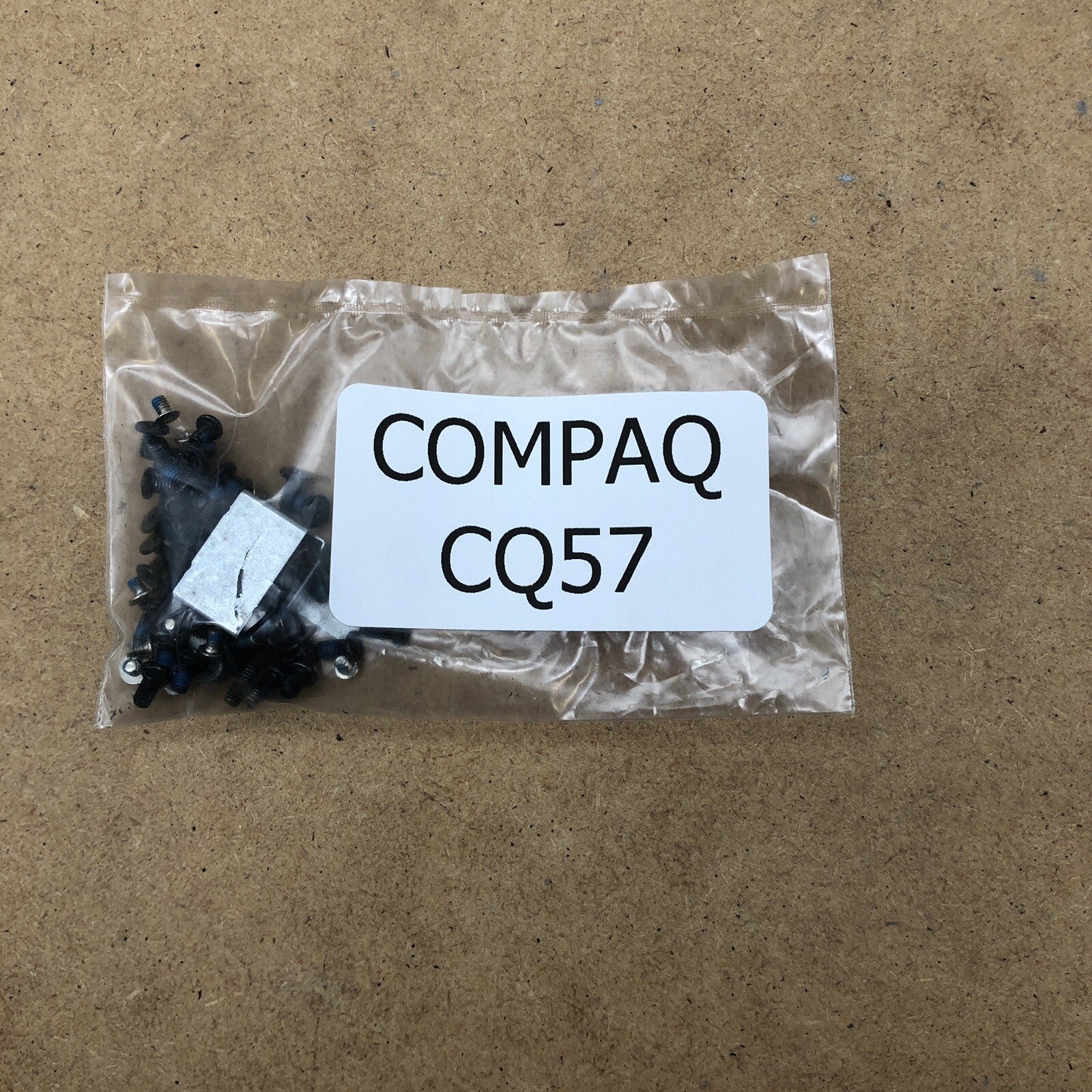 Visserie - HP COMPAQ CQ57