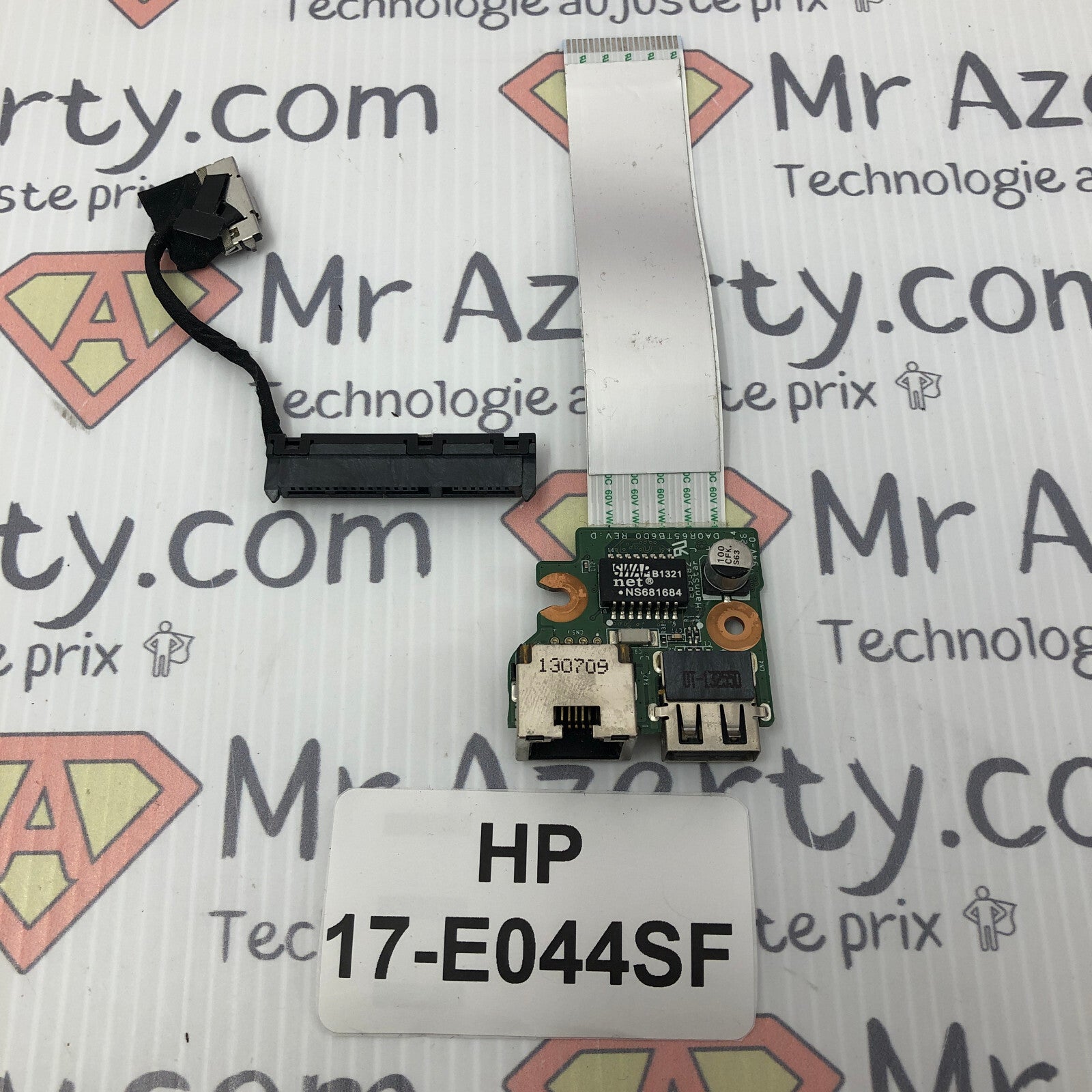 connecteur SATA et nappe et carte USB - HP 17-E044SF