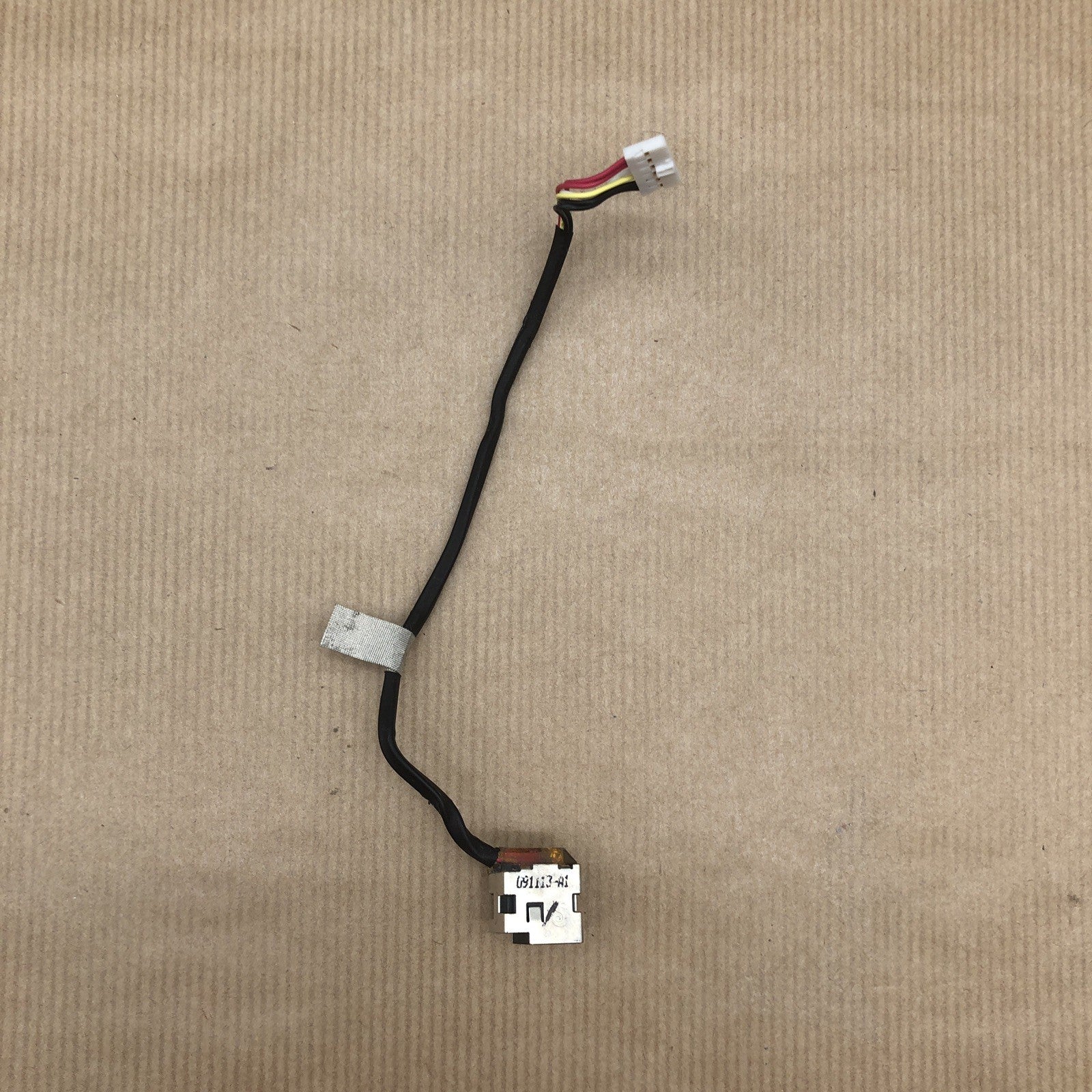 Connecteur de charge  - Compaq presario CQ61
