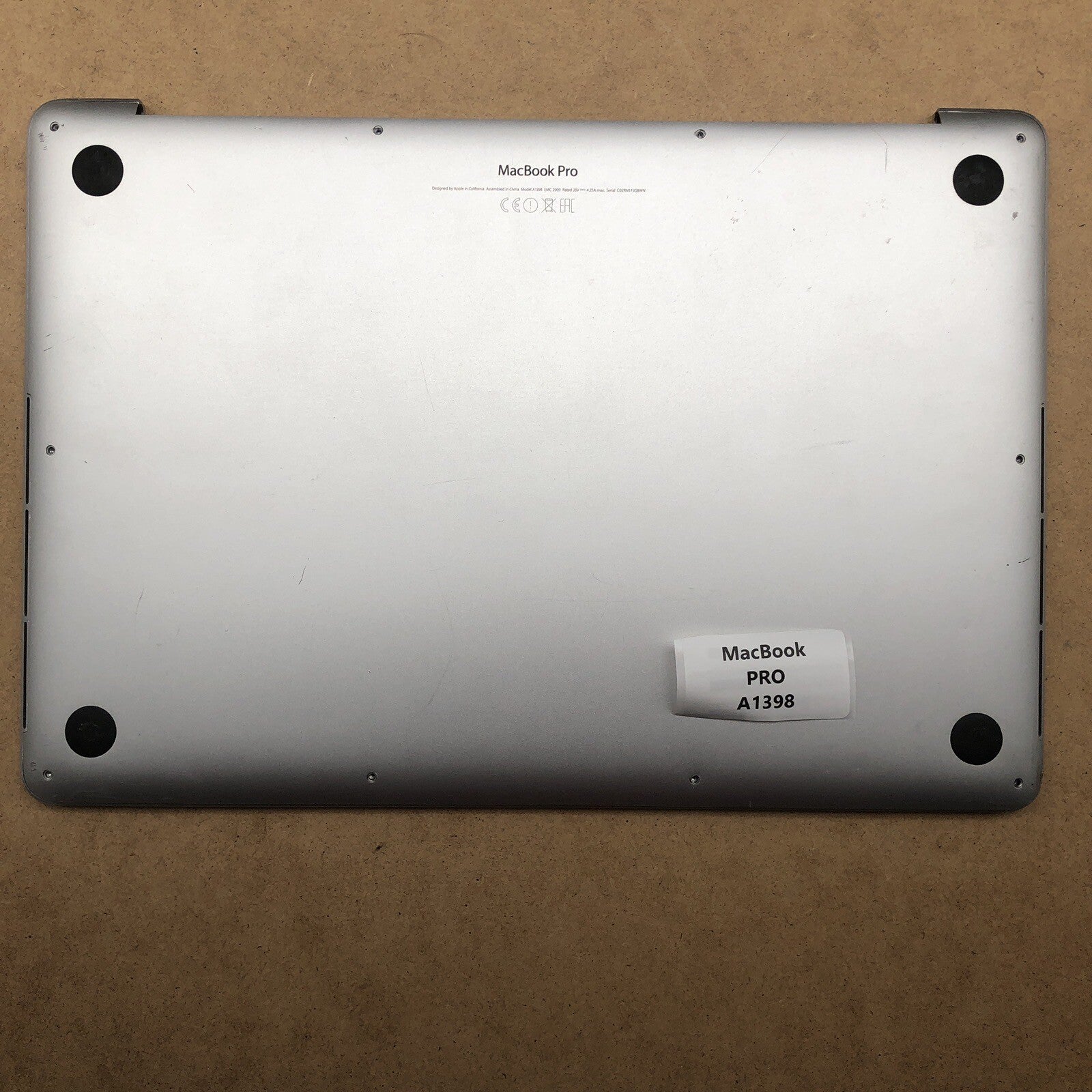 Plasturgie basse complète avec clavier azerty - Macbook Pro A1398