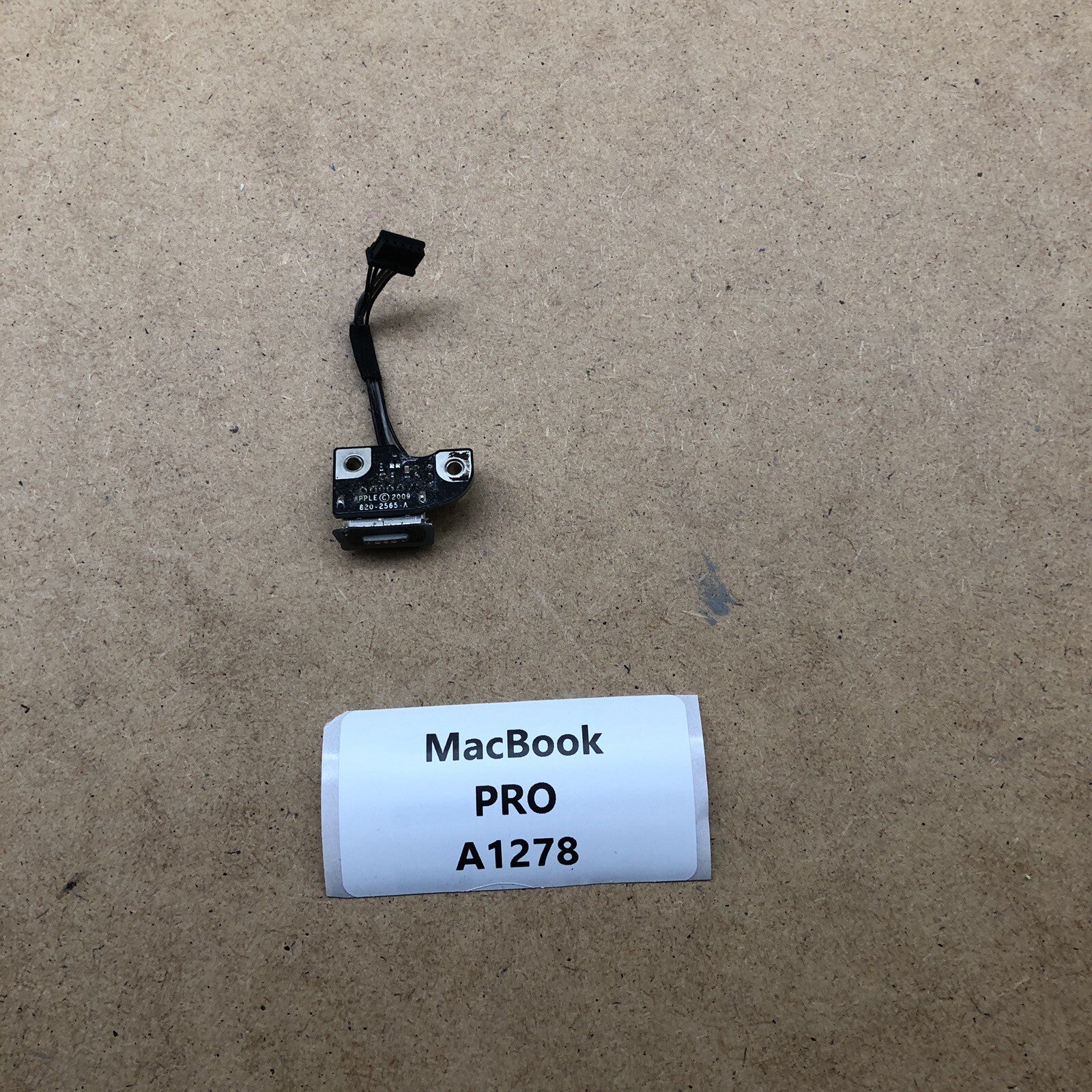 Connecteur de charge - Macbook Pro A1278