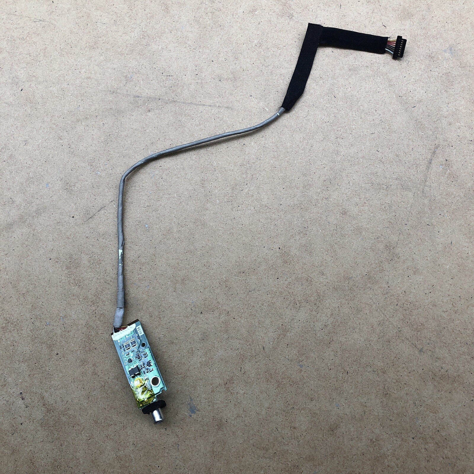 Connecteur de charge - iBook A1055