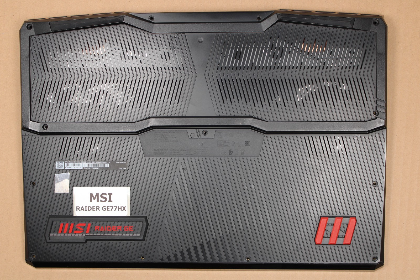 Plasturgie avec clavier azerty - MSI RAIDER GE77HX