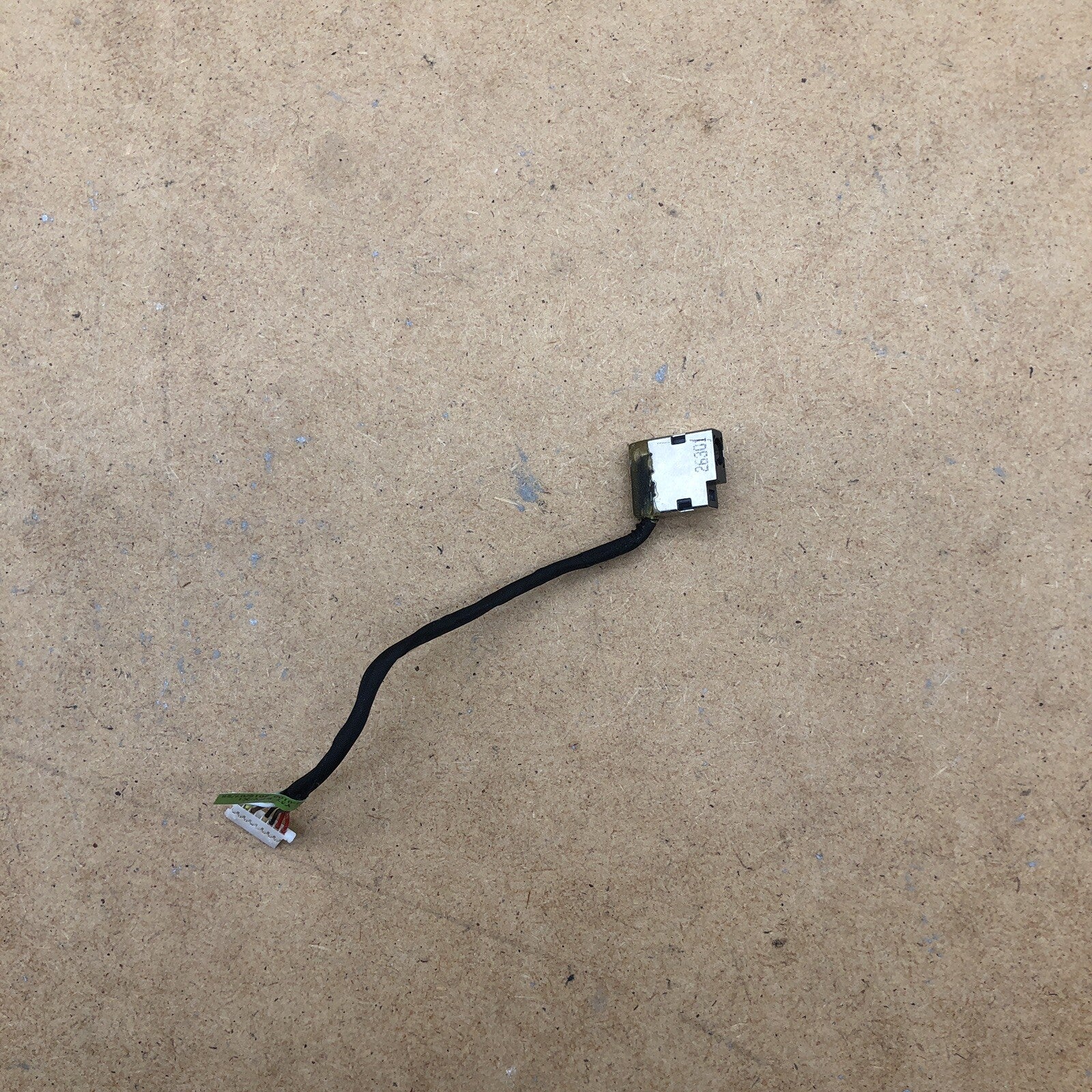 Connecteur de charge - HP  14-am023nf