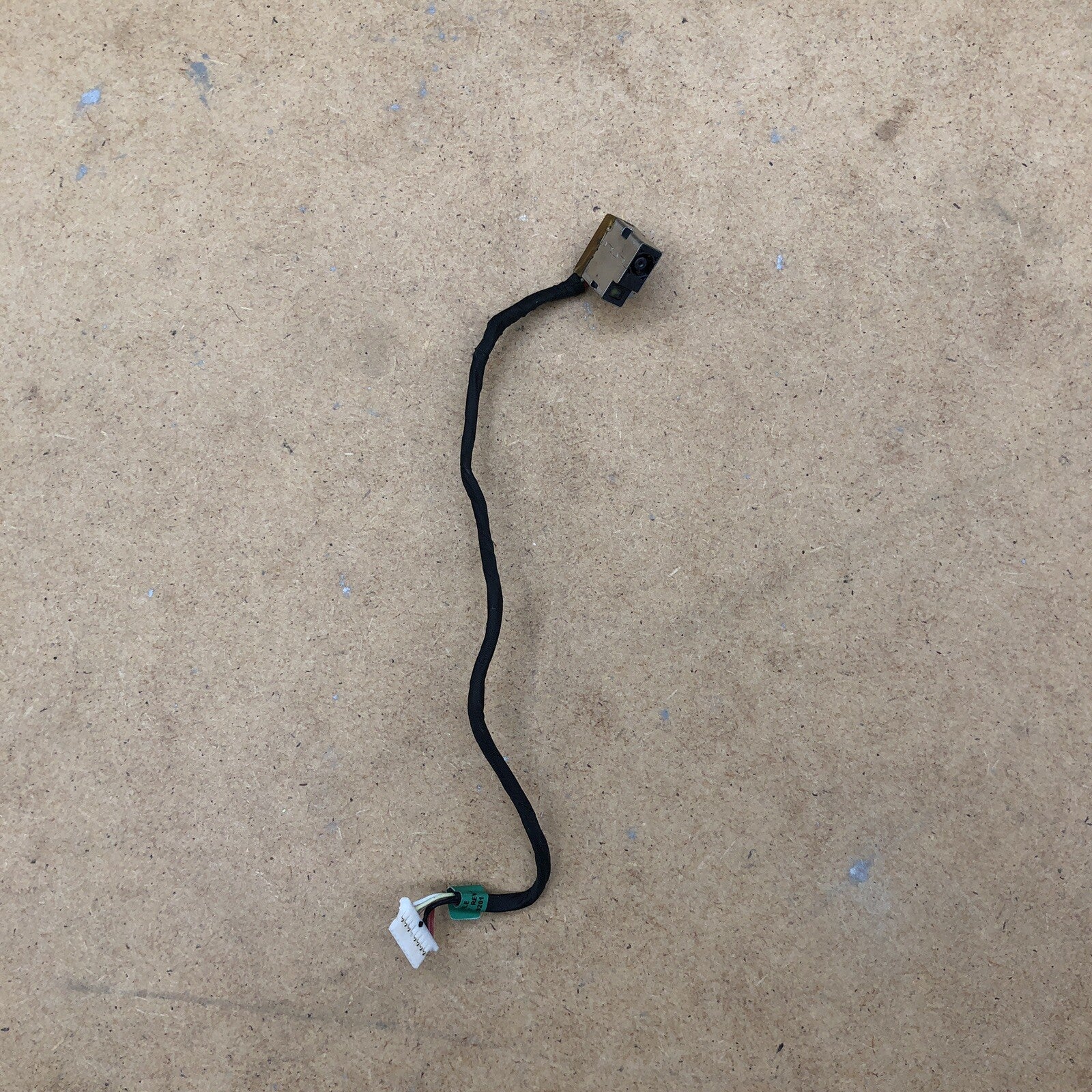 Connecteur de charge - HP 17-ak055nf