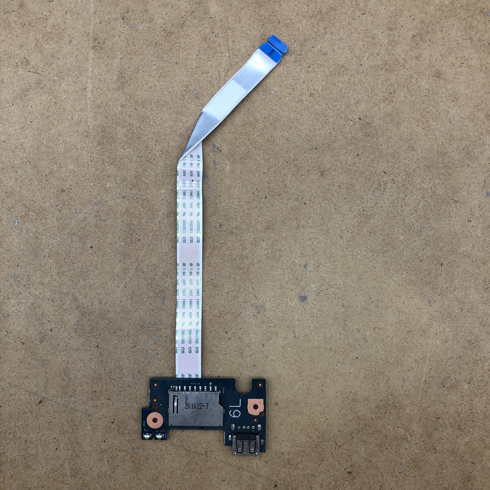 Connecteur USB - HP 17-ca2061nf