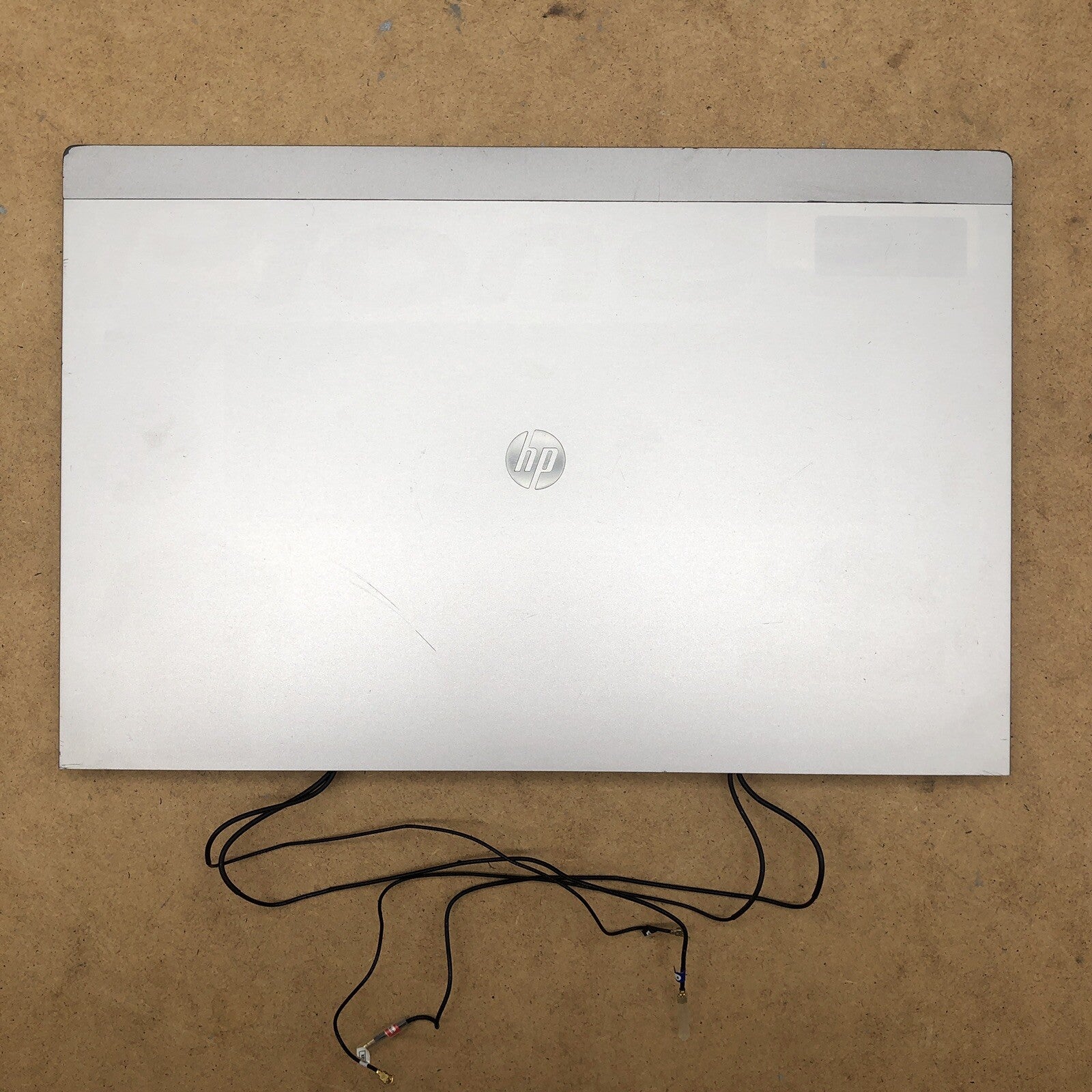 Capot - HP Elitebook 2570P (2)
