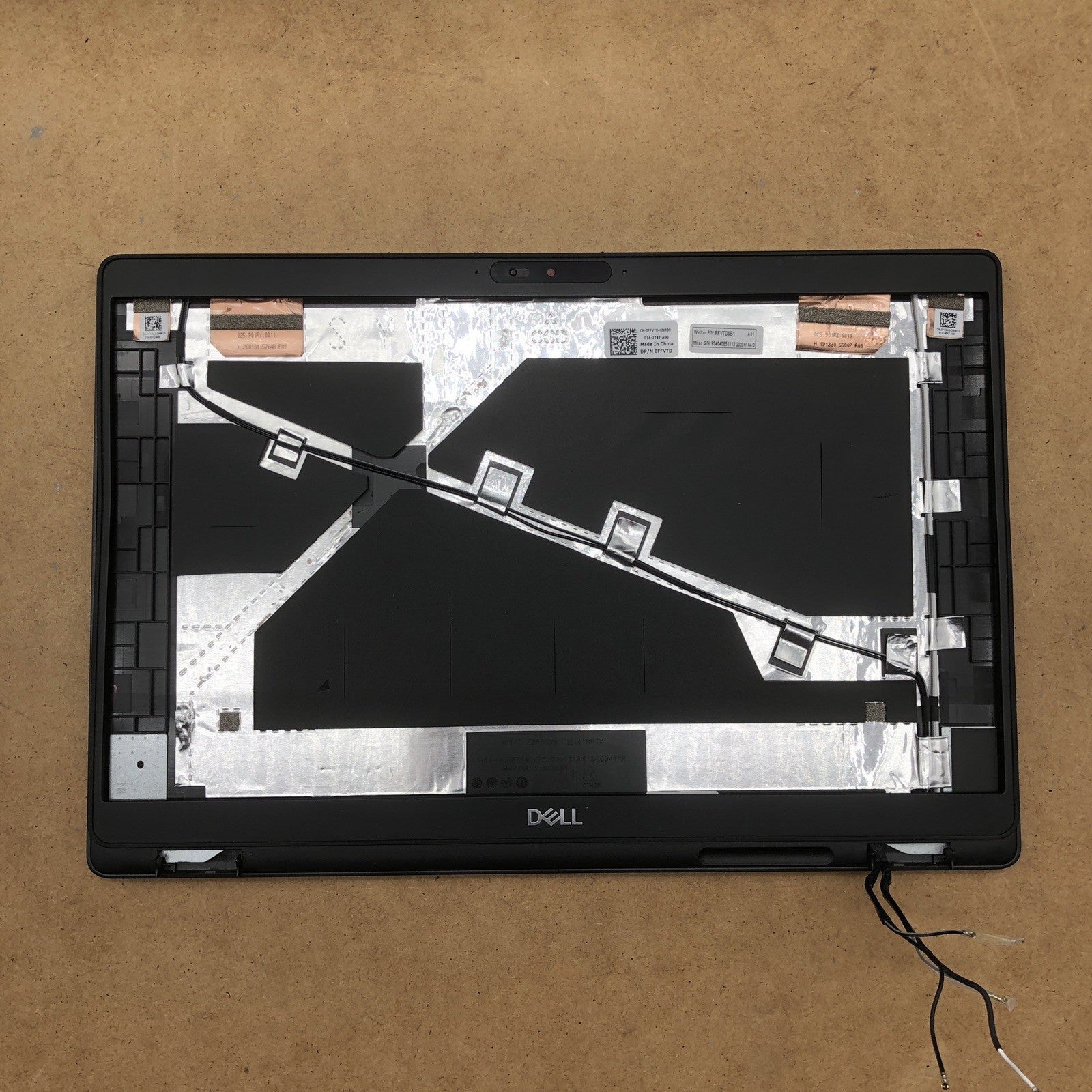 Capot - Dell Latitude  5300