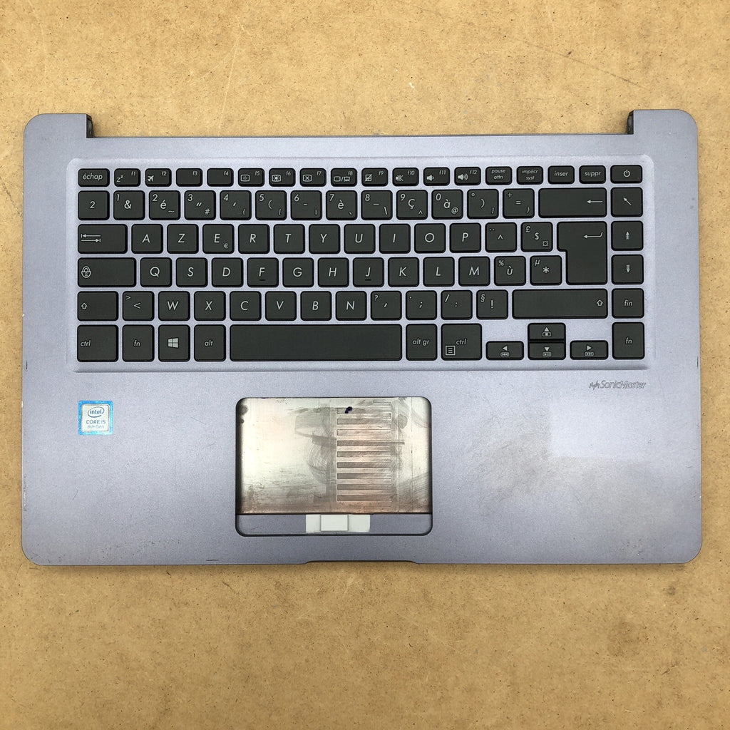 Plasturgie avec clavier azerty - Asus R520U