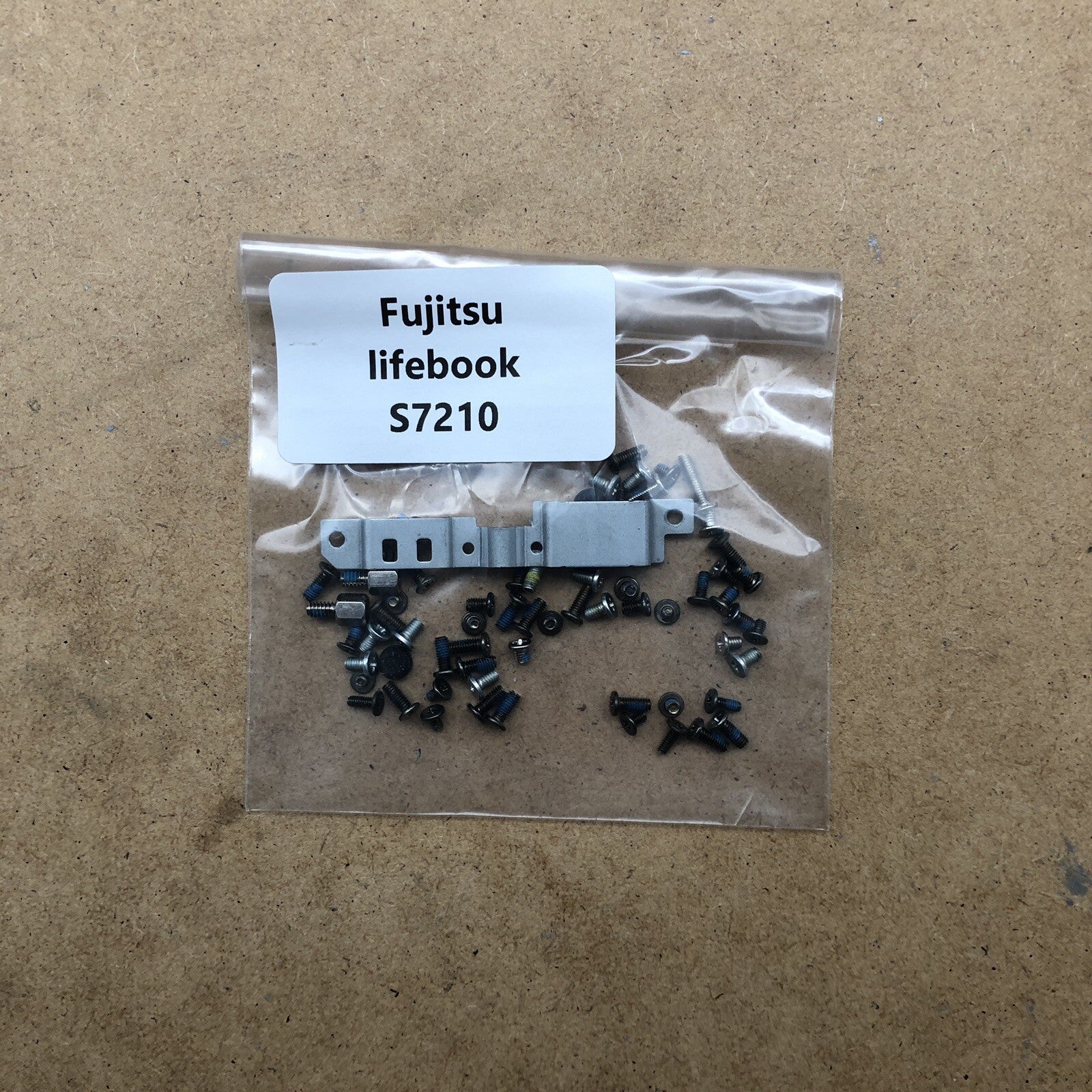 Visserie  - Fujitsu Lifebook S7210