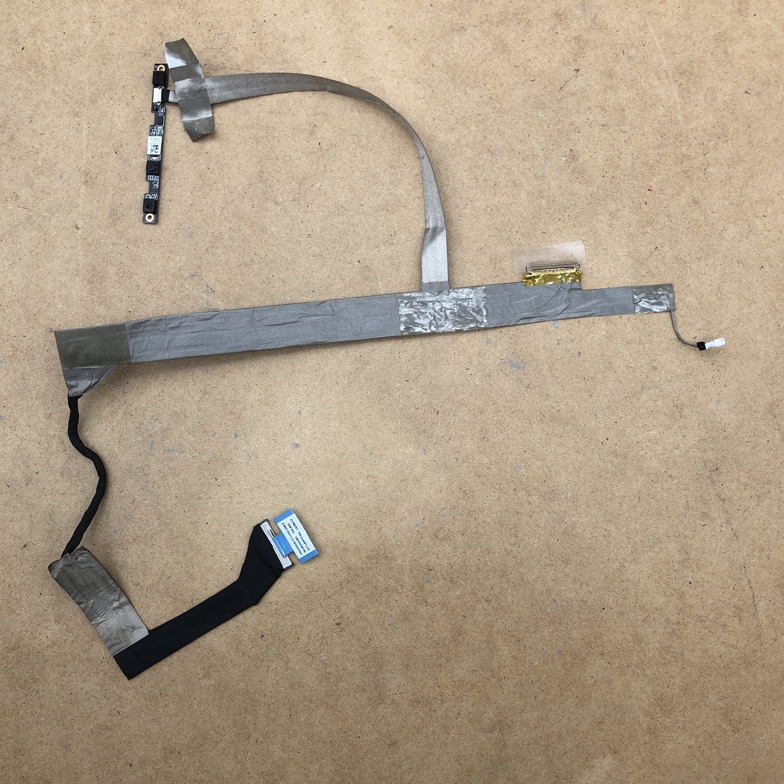 Connecteur écran avec webcam - HP Pavilion DV7 modèle : TPN6-W109