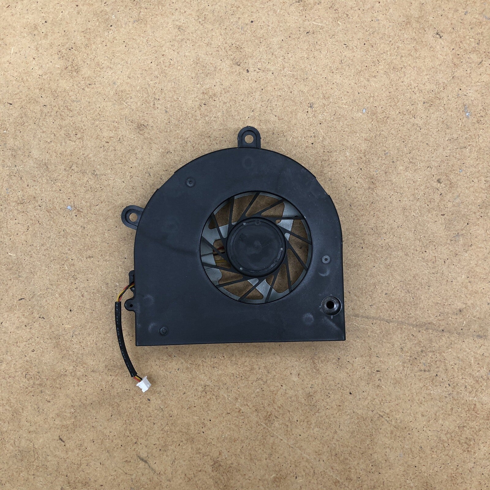 Ventilateur - Toshiba Satellite L670-17E