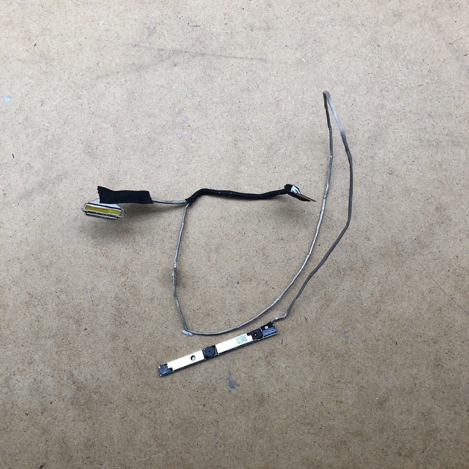 Connecteur écran avec webcam - Lenovo V15-ADA (82-C7)