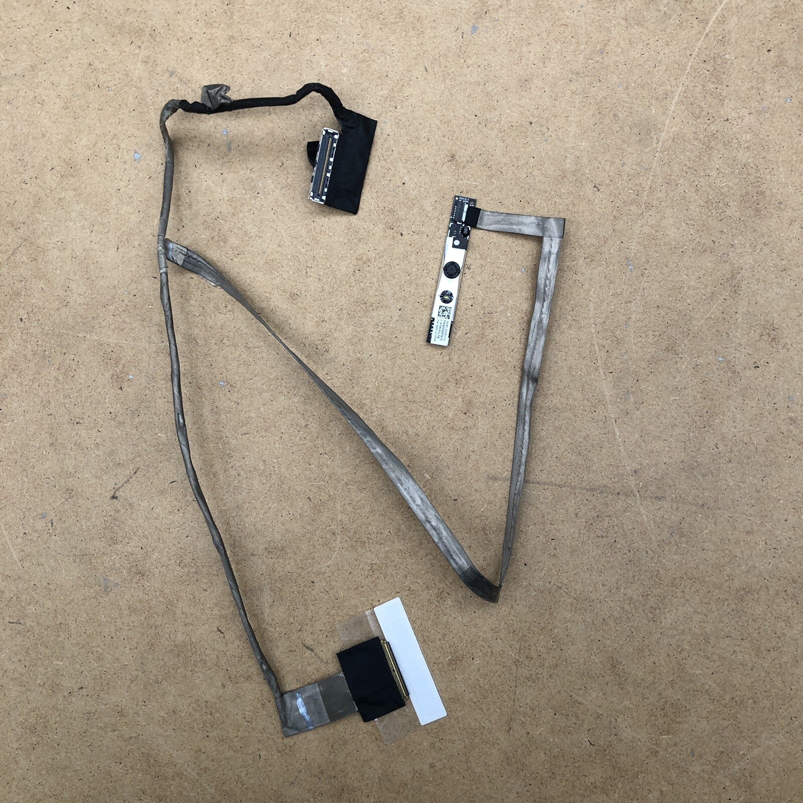 Connecteur écran avec webcam - Asus X53T