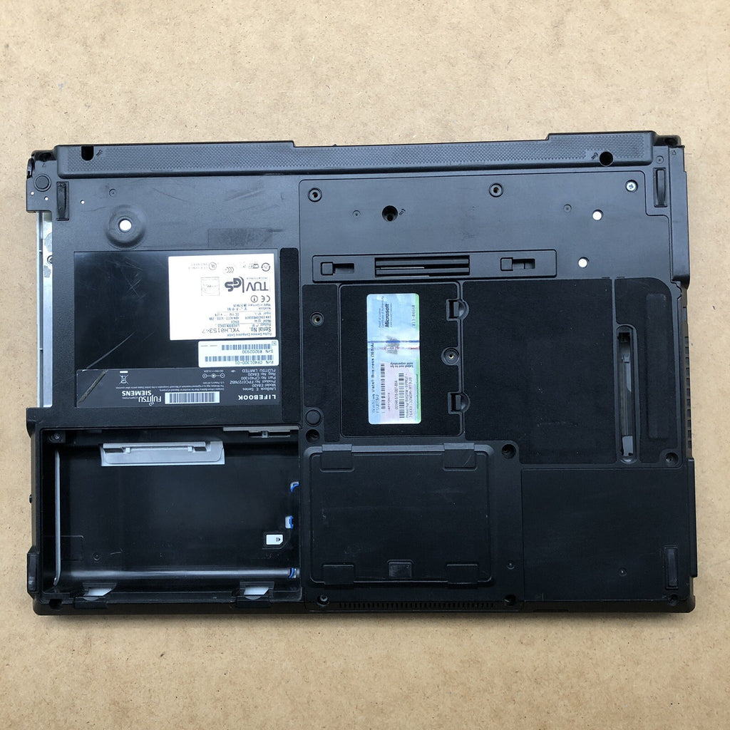 Plasturgie  - Fujitsu Lifebook E8420