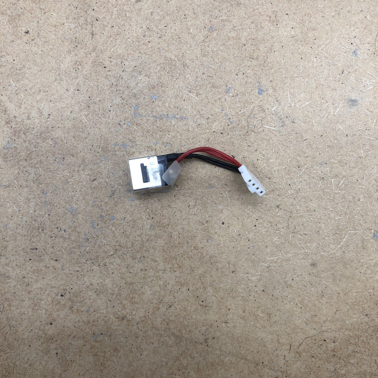 Connecteur de charge - Toshiba portege R700-1EZ