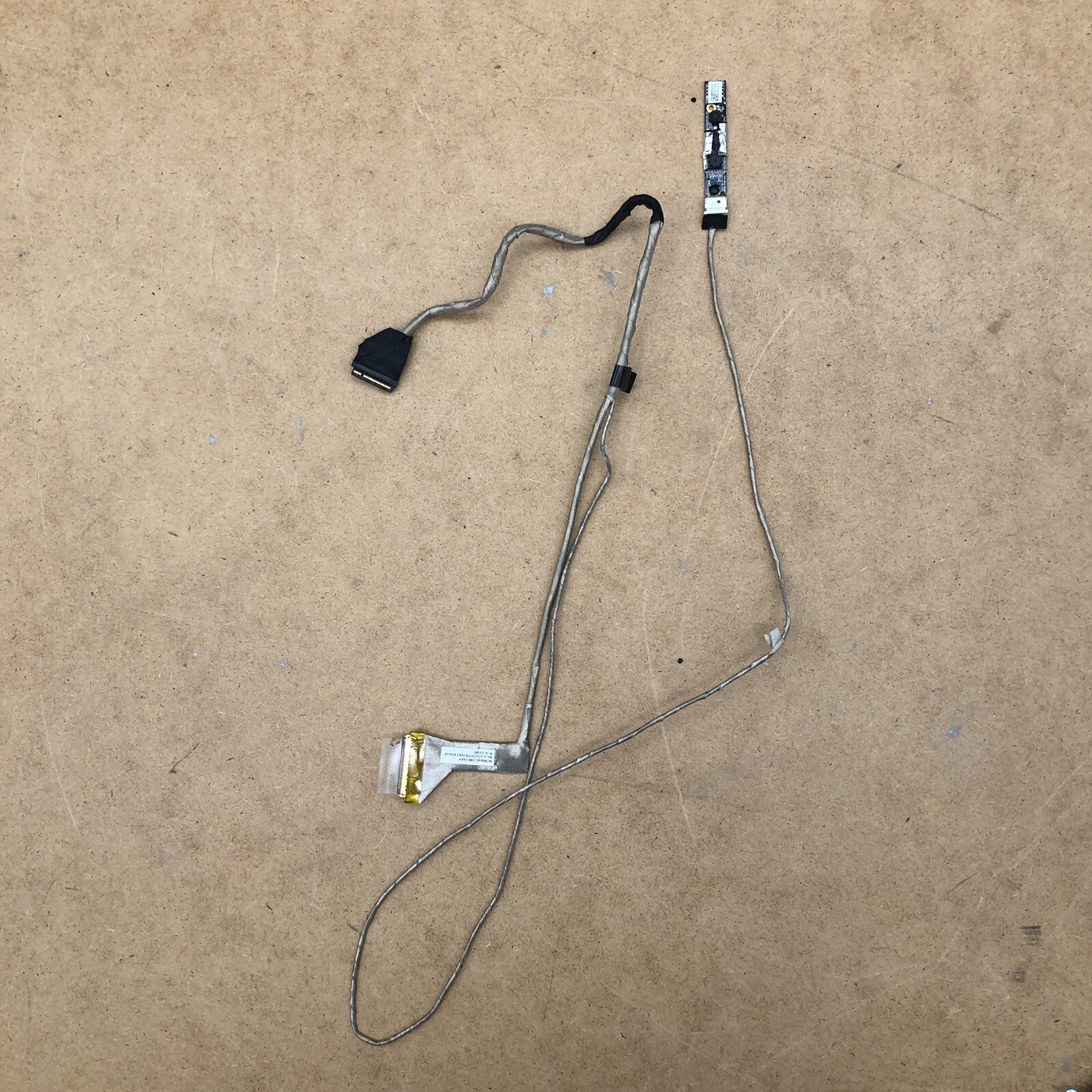 Connecteur d'écran avec webcam - Toshiba L650, Satellite L650, Satellite pro L65
