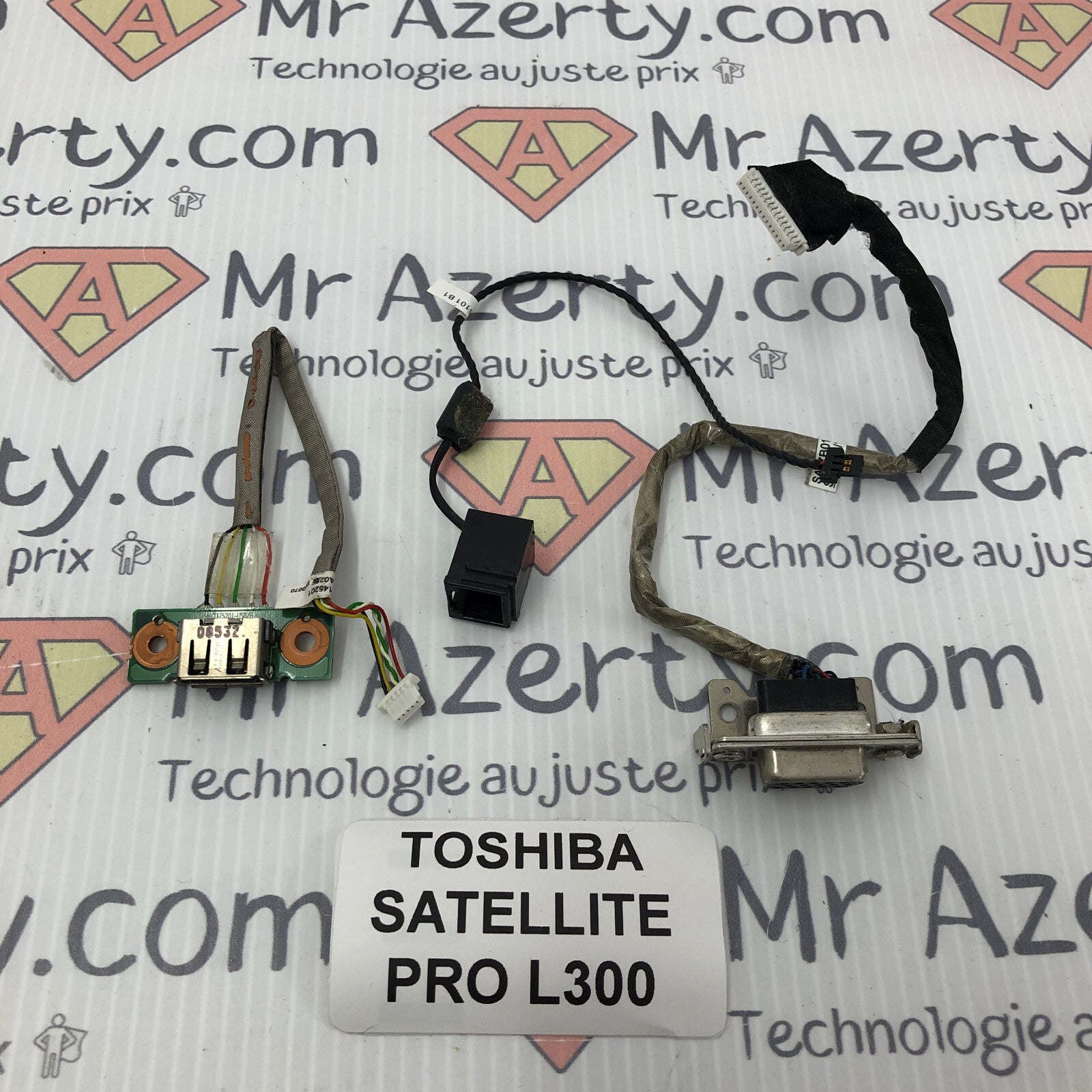 Ensemble connectique (USB - SD - LCD - webcam) - Toshiba Satellite ProL300