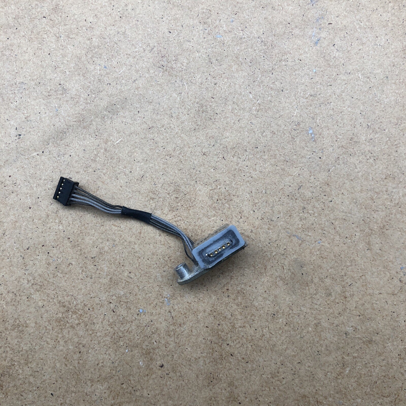 Connecteur  de charge - Macbook Pro A1297