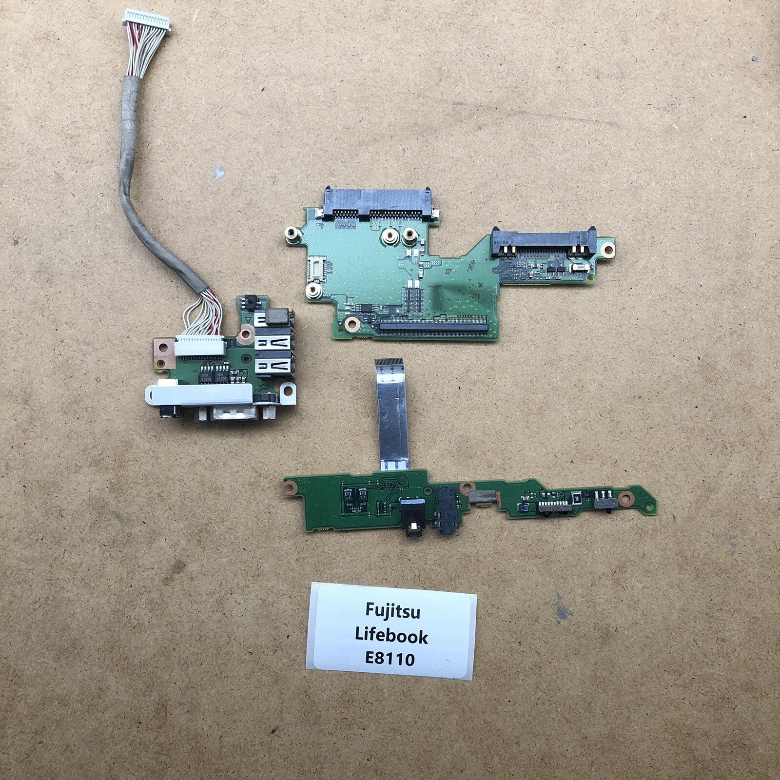 Lot connecteur Sata/USB/jack - Fujitsu Lifebook E8110