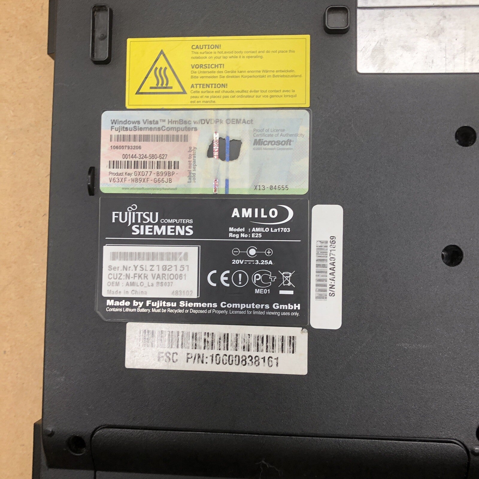 Plasturgie basse complète - Fujitsu Amilo La1703