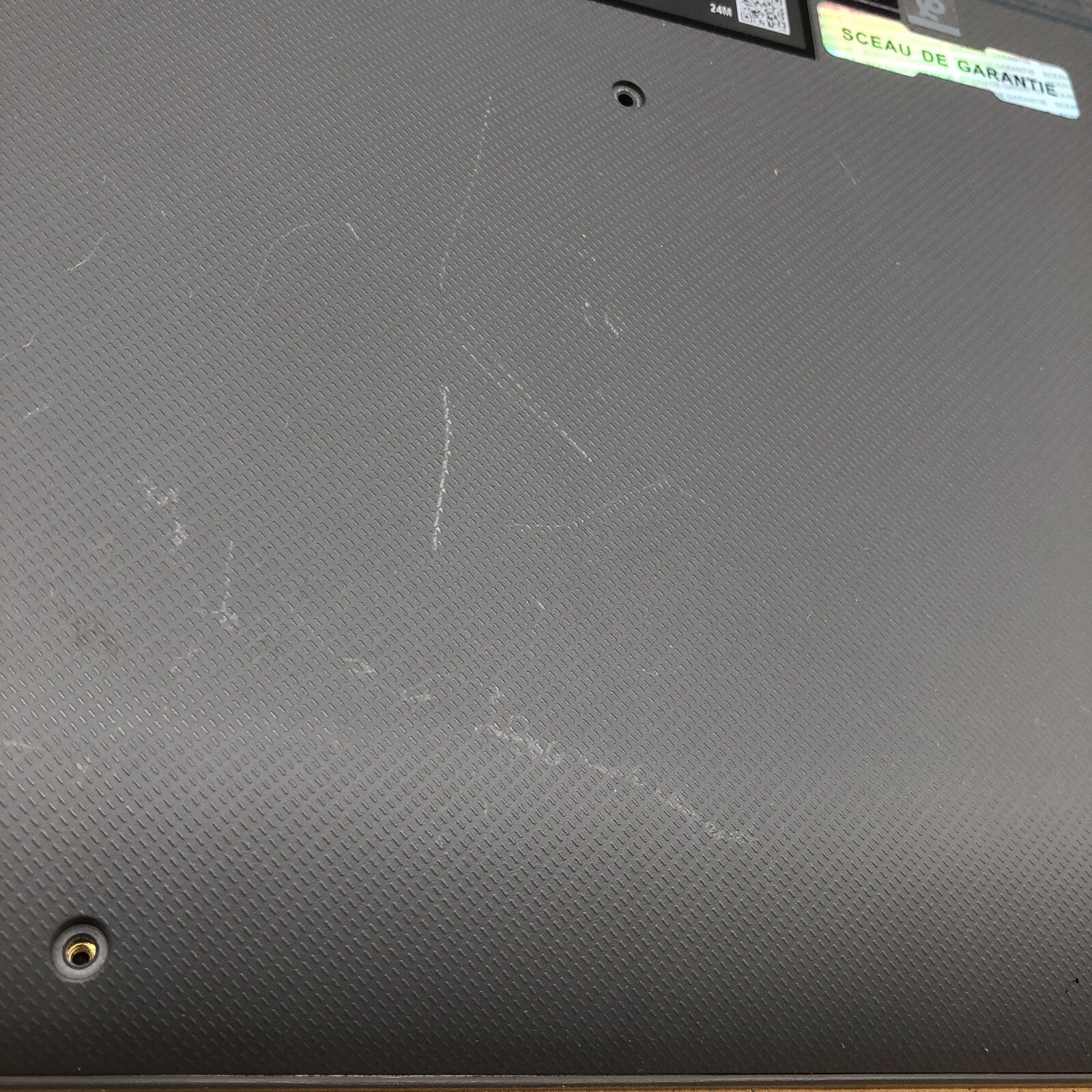 Plasturgie avec clavier azerty - Asus M509D