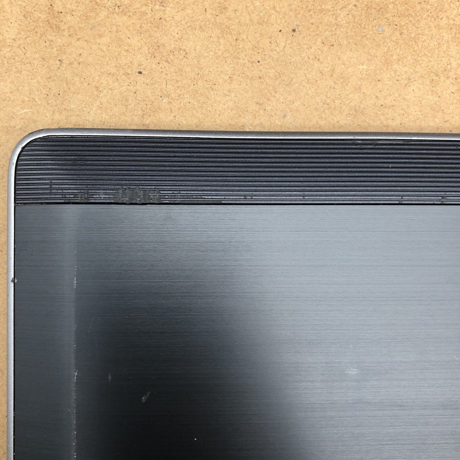 Capot arrière - Dell Latitude E6520
